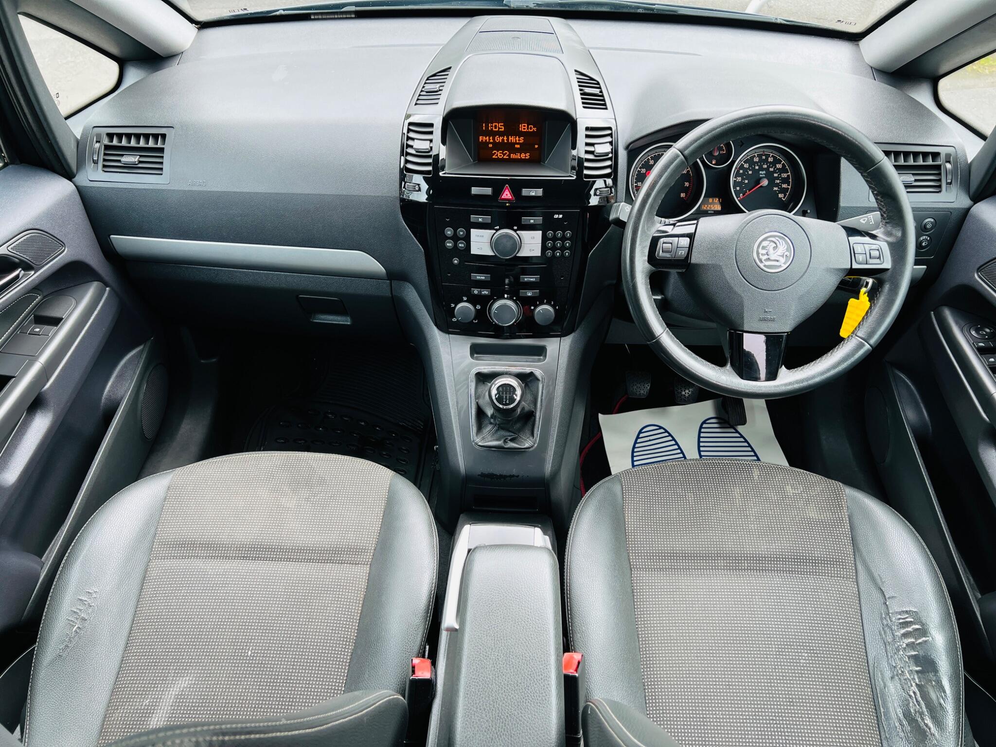 2010 Vauxhall Zafira image 10