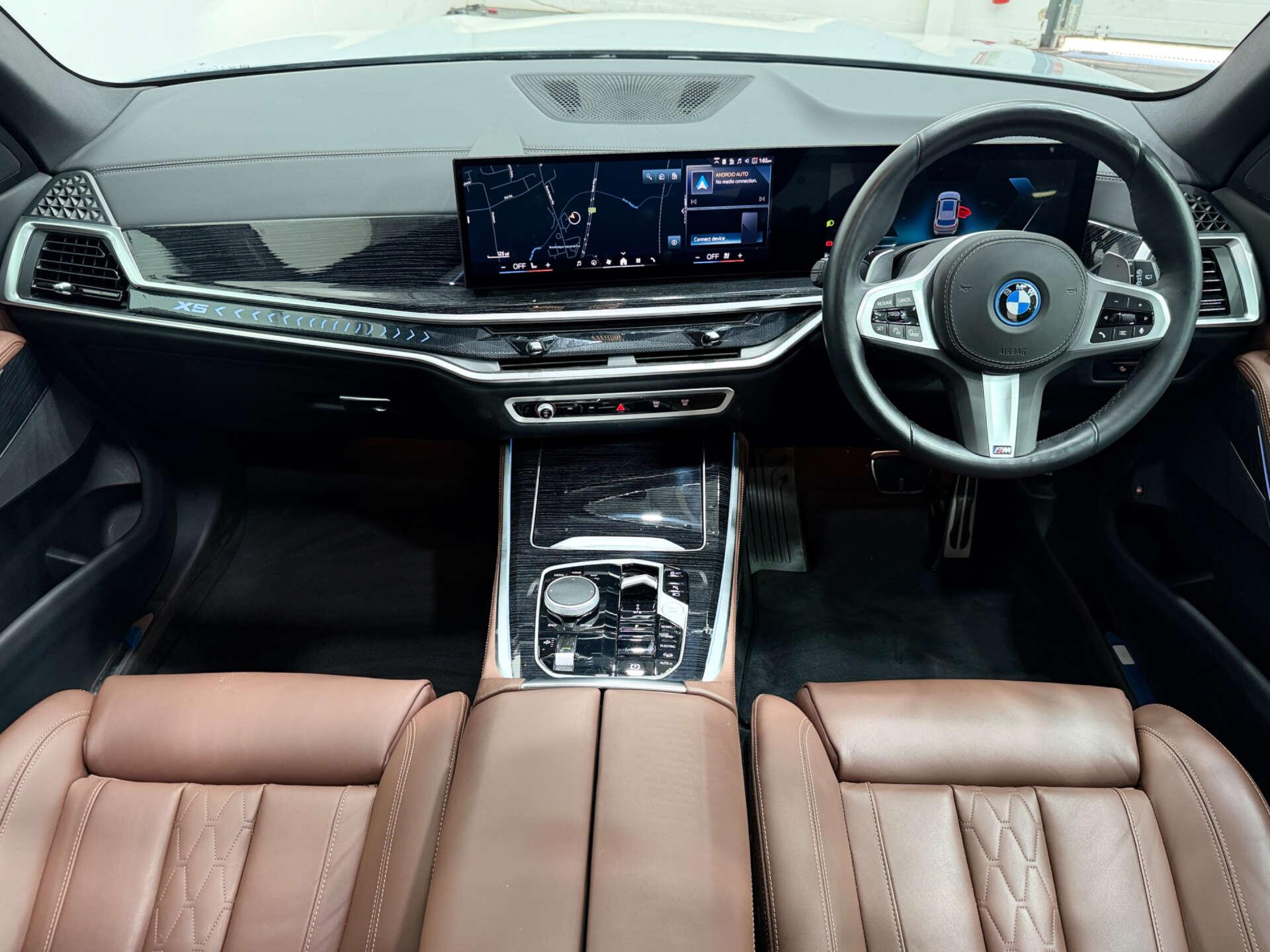 BMW X5 view 20