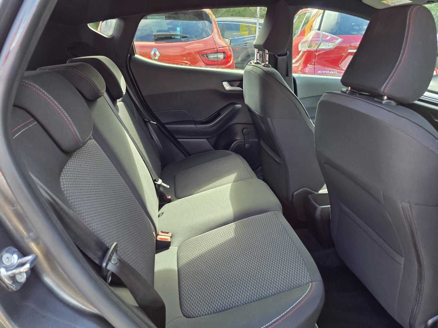 Ford Fiesta view 29