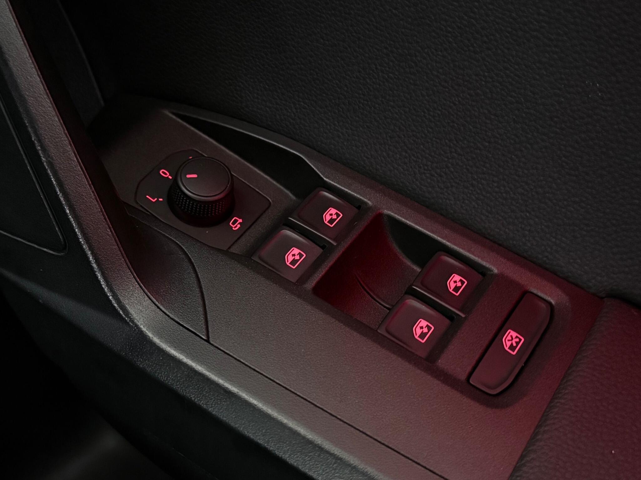 Seat Arona view 18