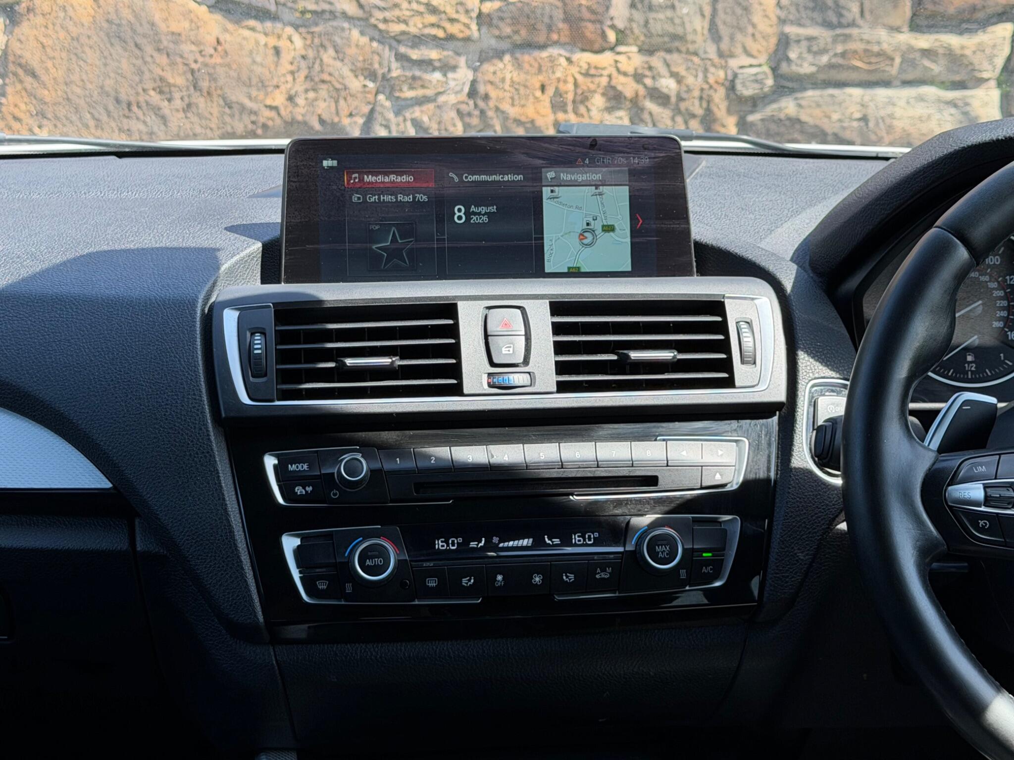 BMW 1 Series view 26