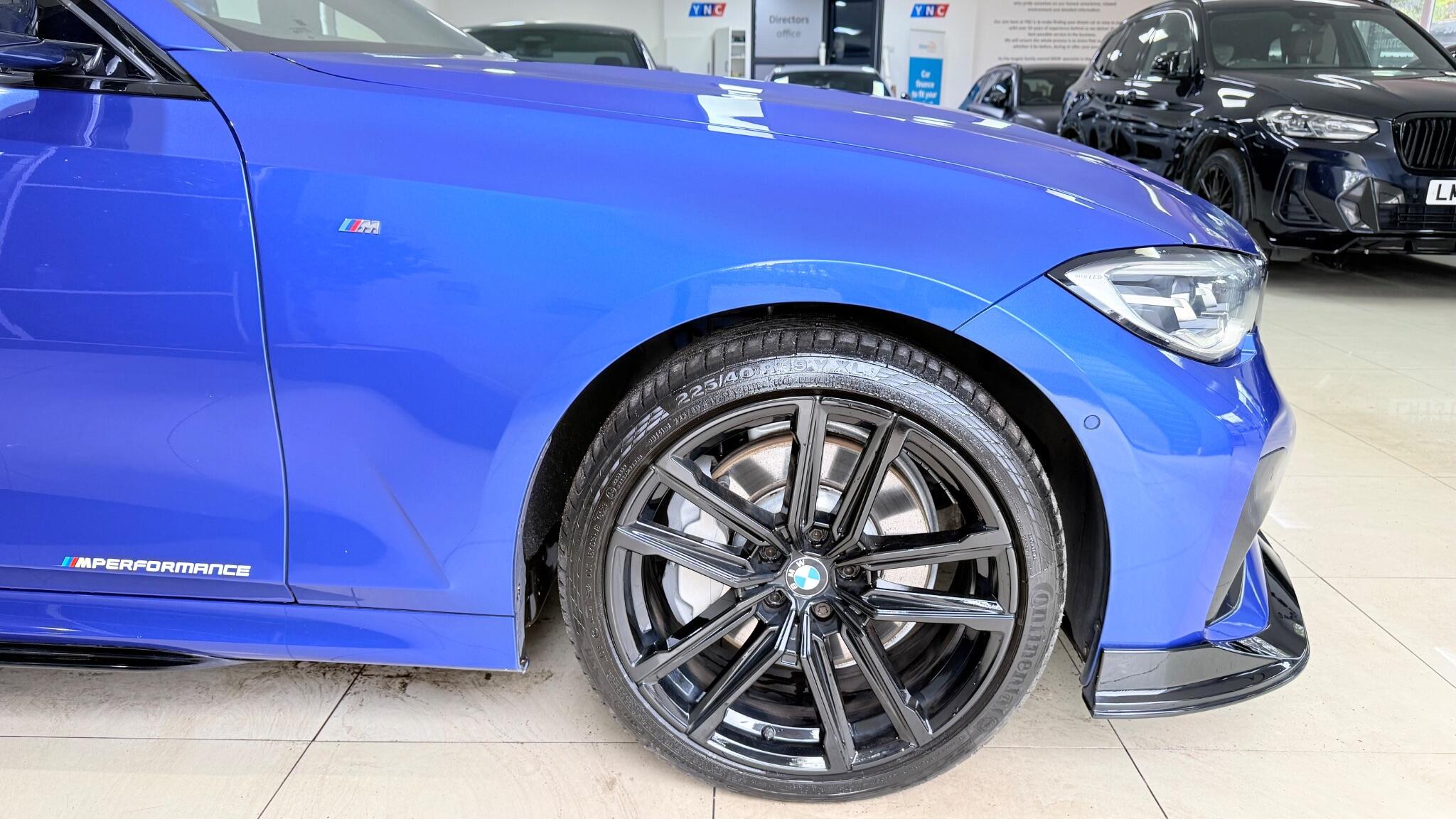 BMW 3 Series view 41