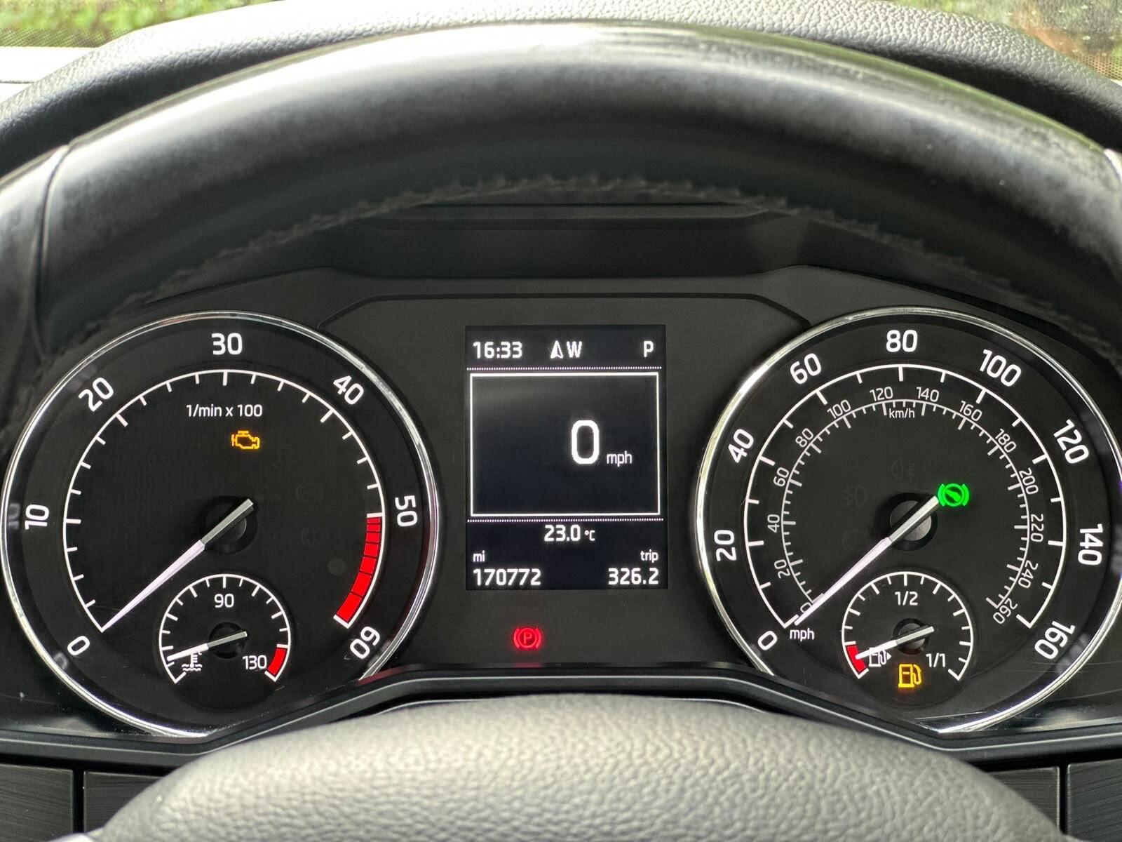 Skoda Superb view 23