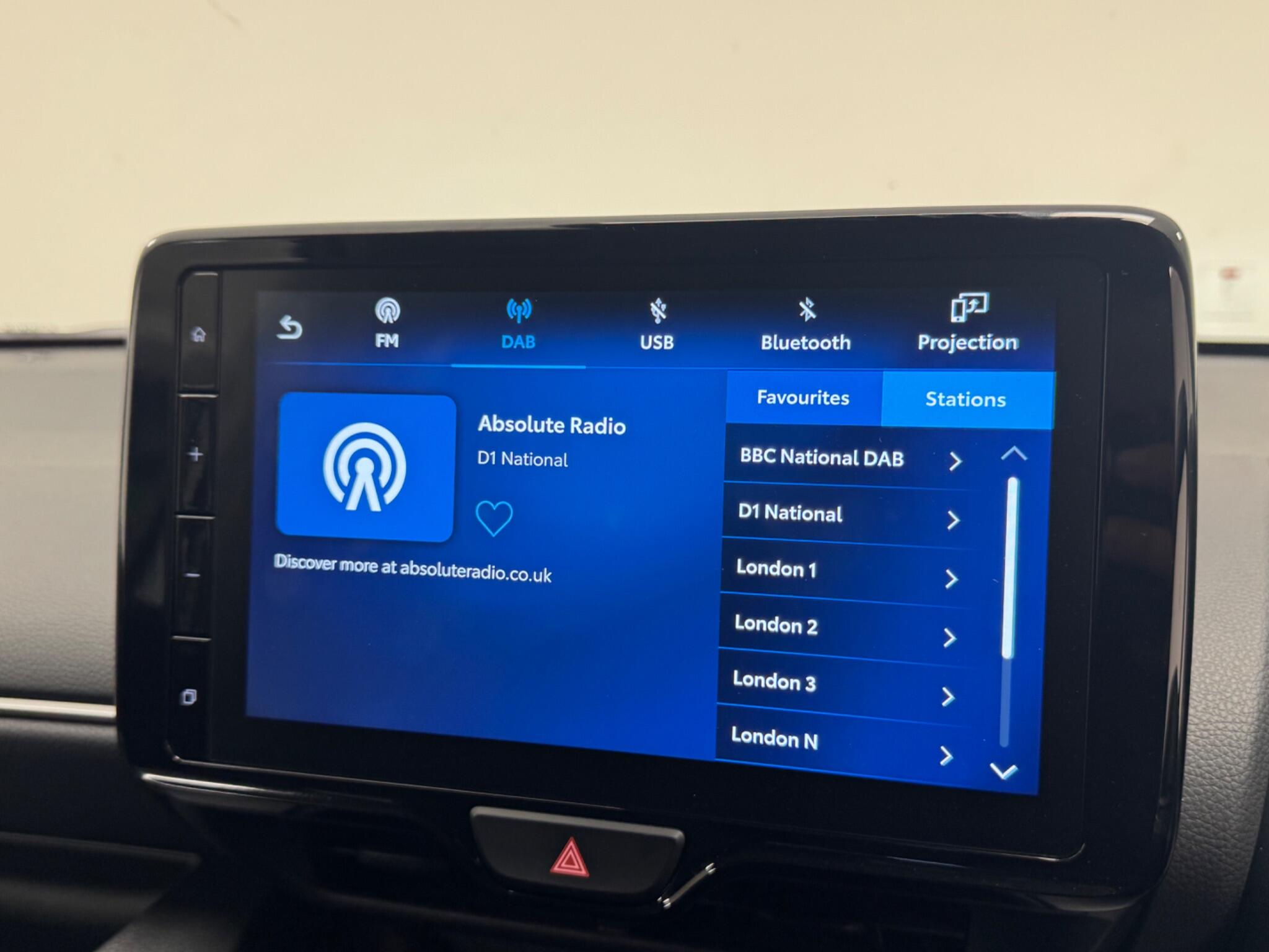 Toyota Yaris view 18