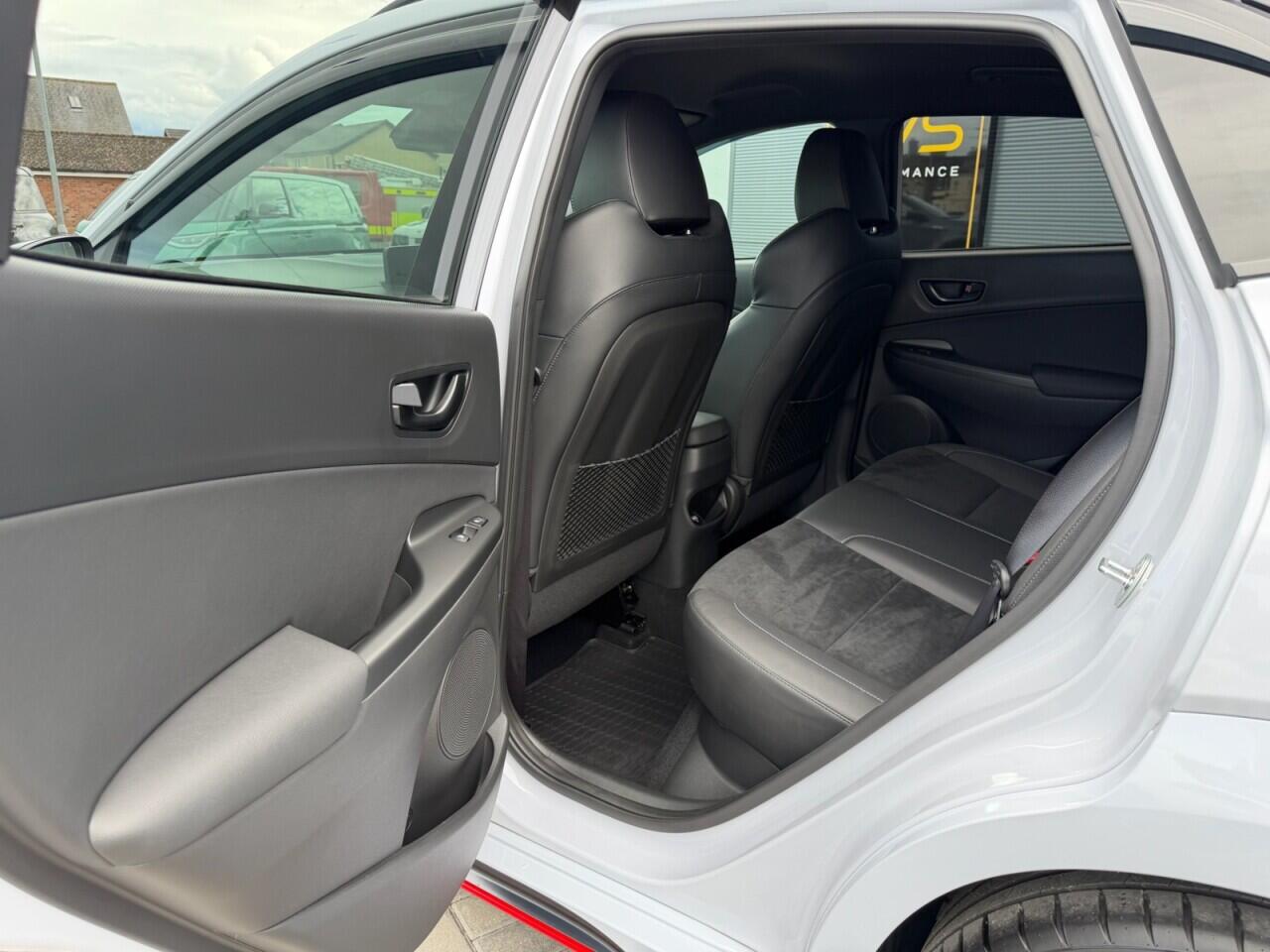Hyundai Kona view 12