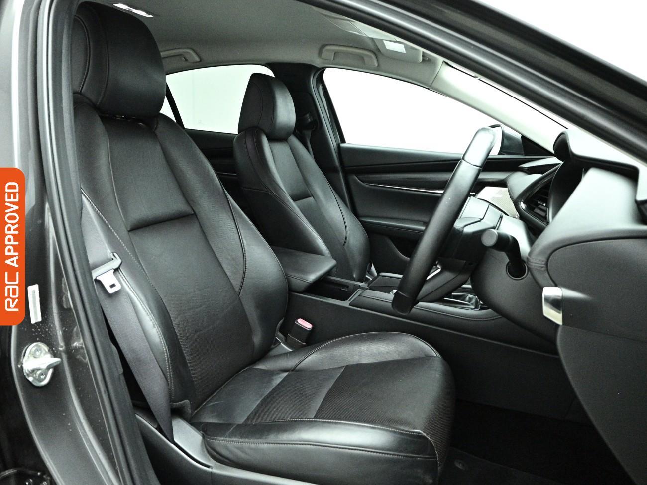 Mazda Mazda3 view 12