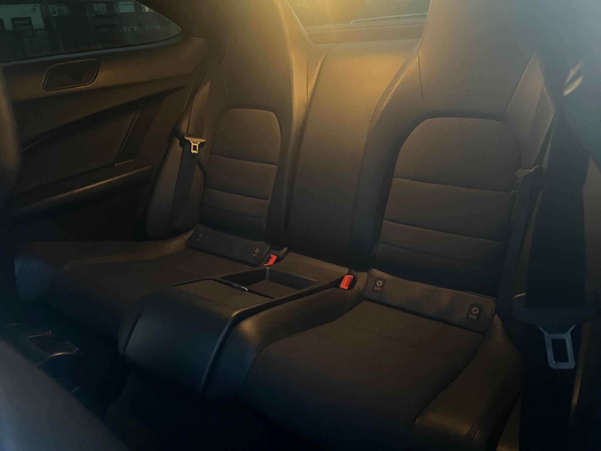 Mercedes-Benz C-Class view 23