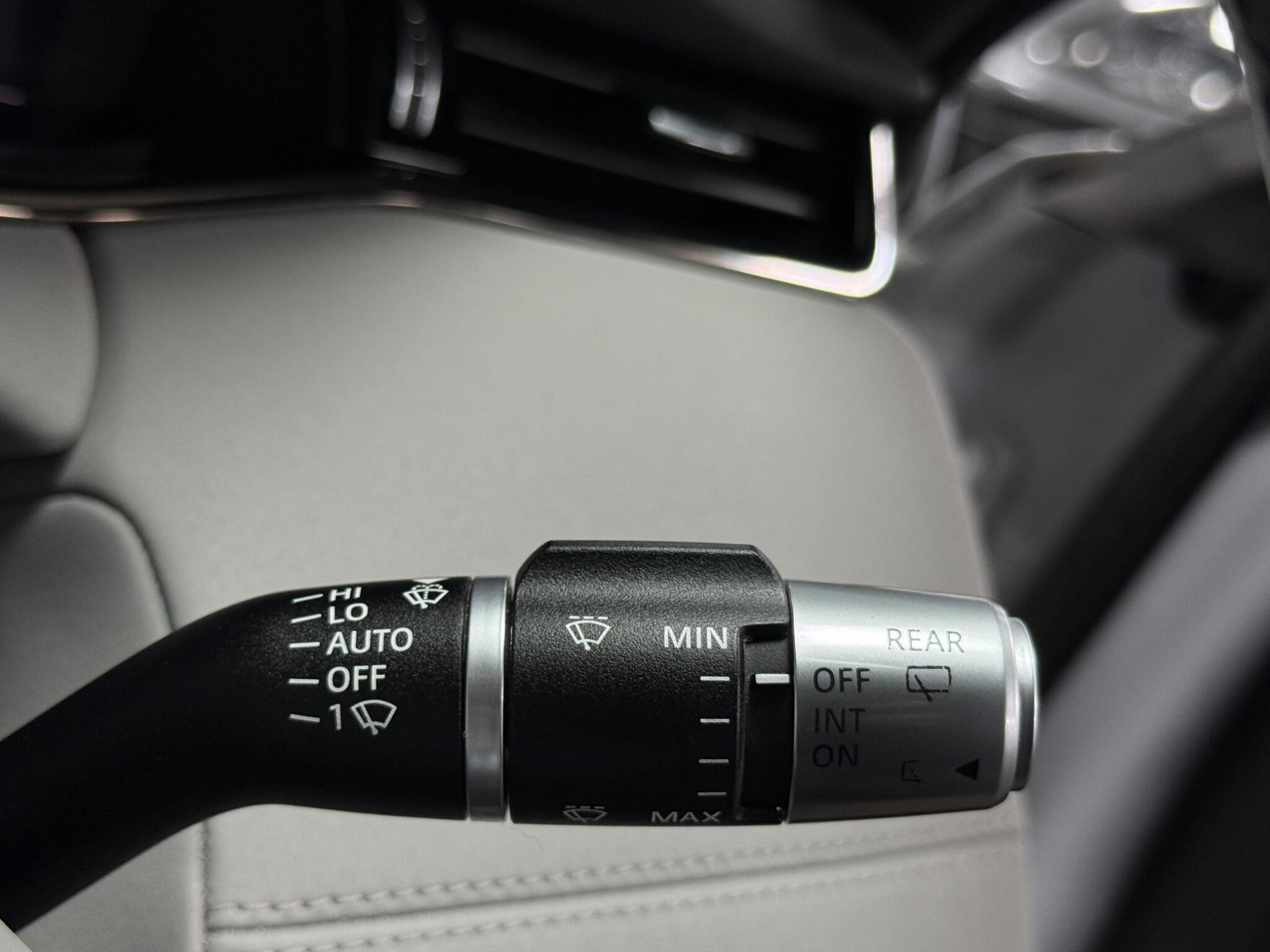 Land Rover Range Rover Evoque view 28