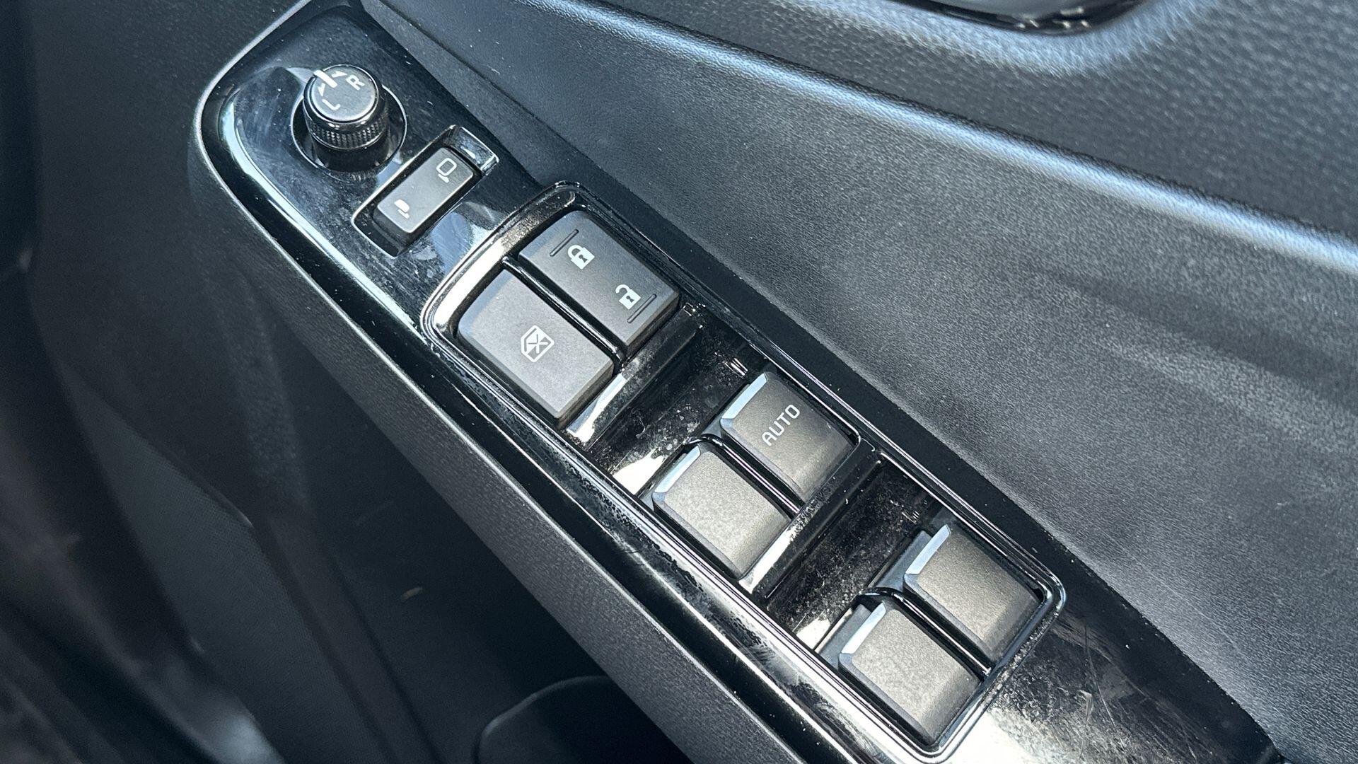 Isuzu D-Max view 20