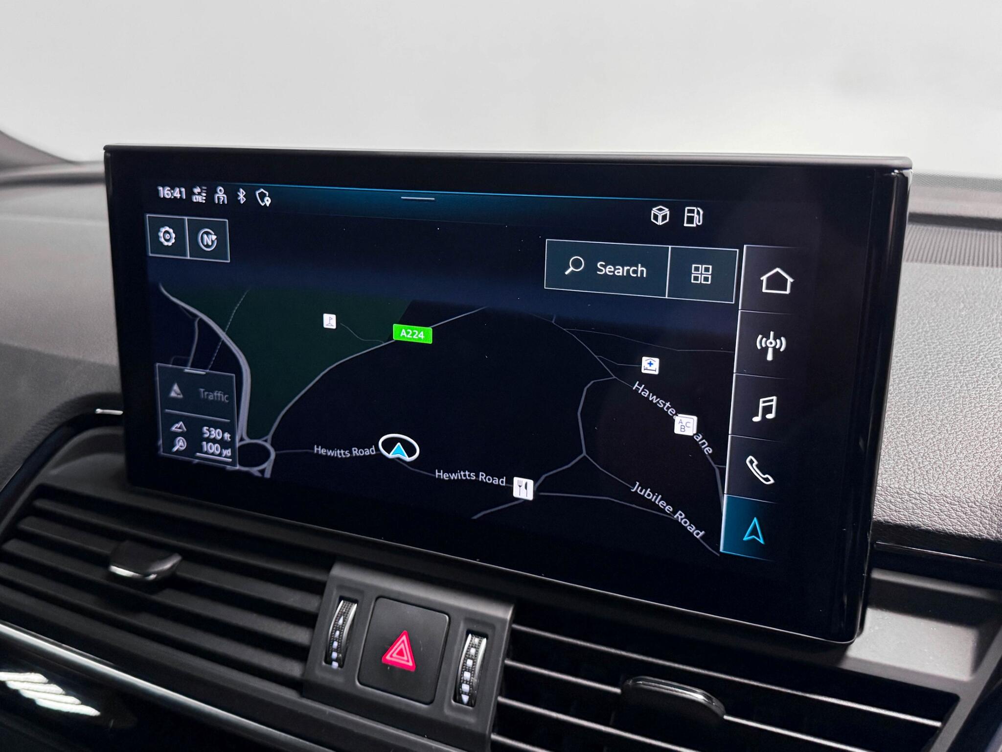 Audi Q5 view 43
