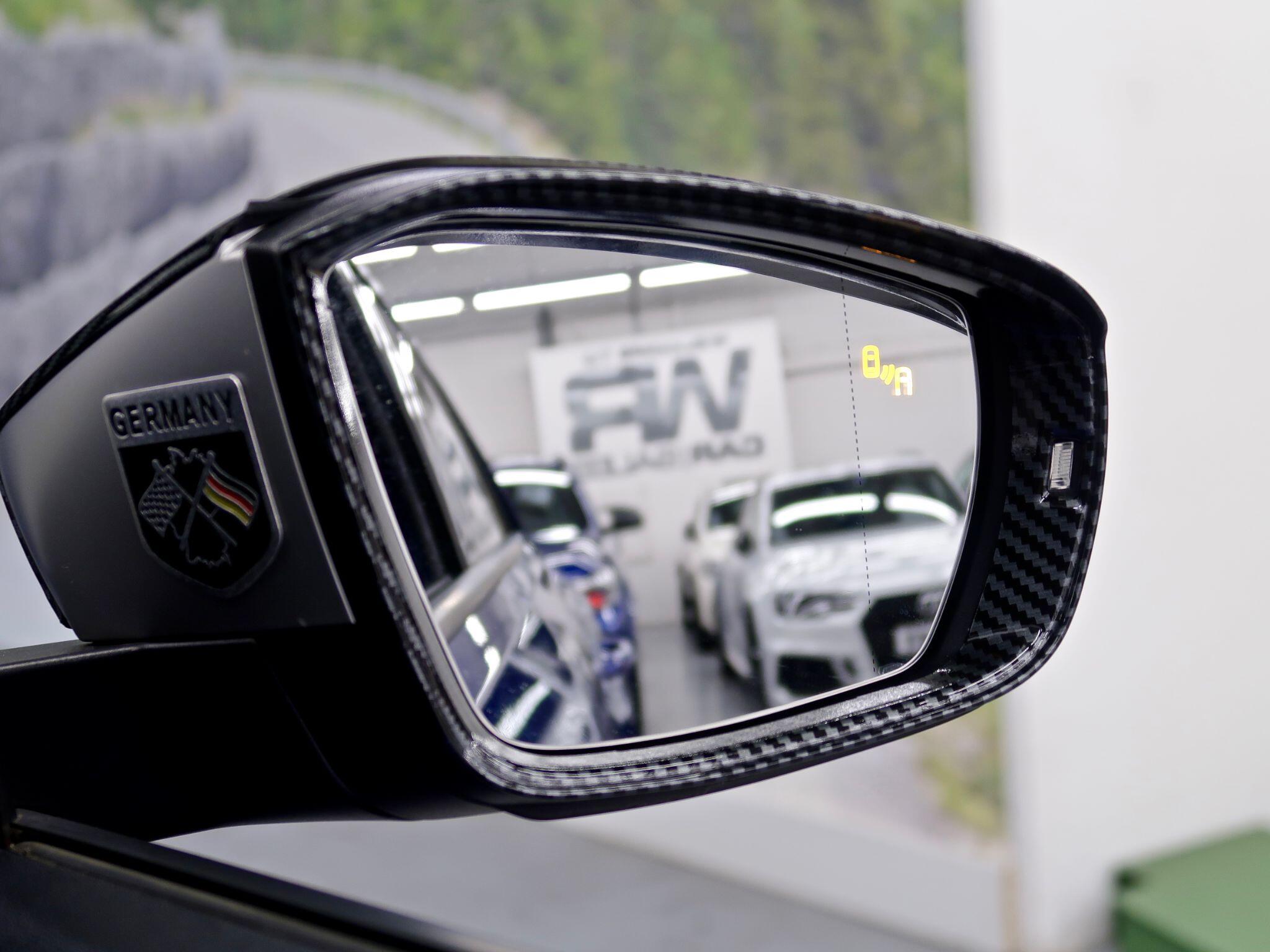 Volkswagen T-Roc view 54