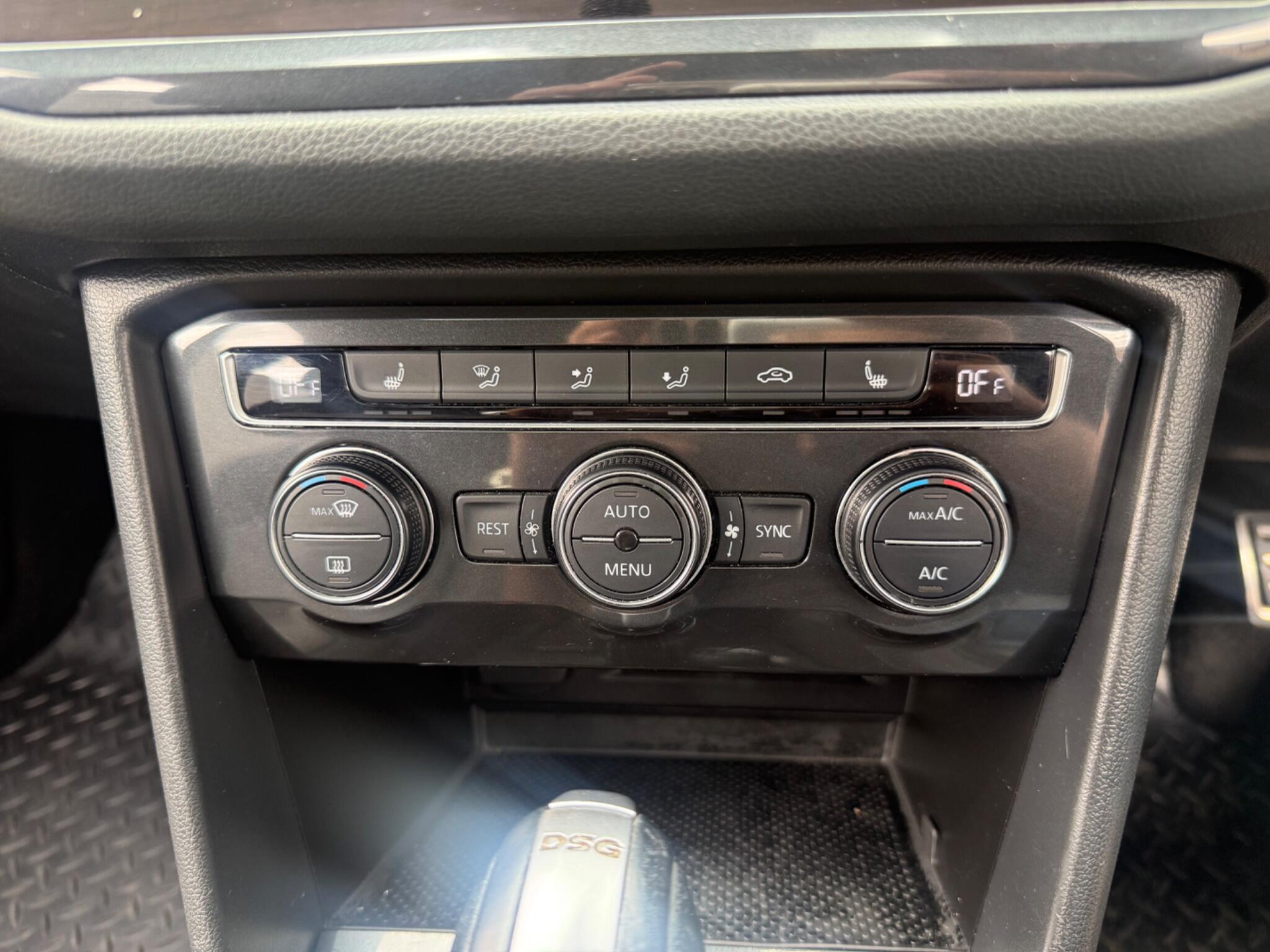 Volkswagen Tiguan view 26