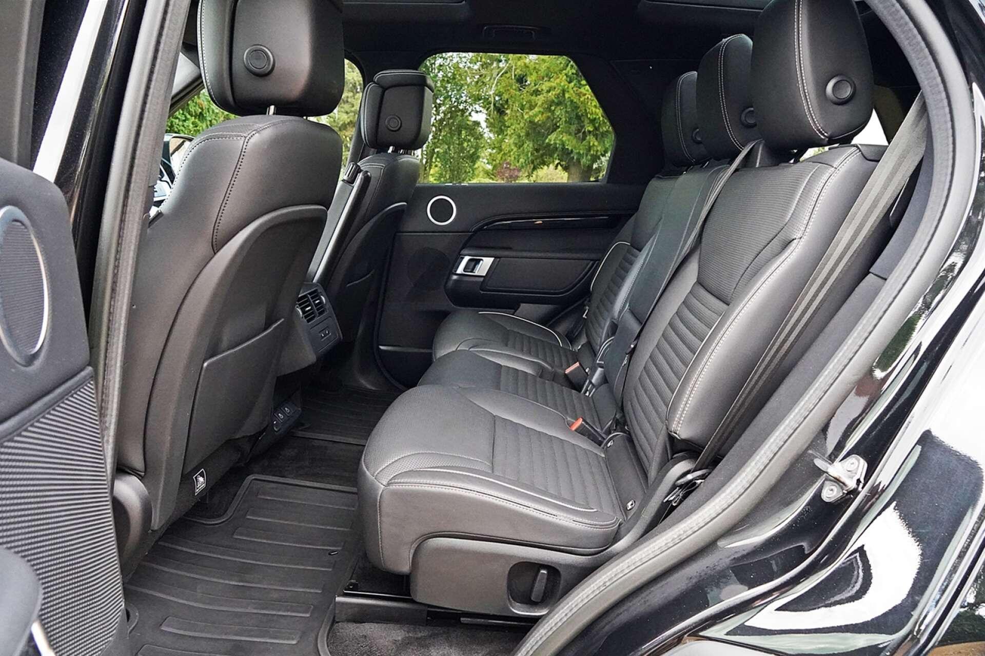 Land Rover Discovery view 14