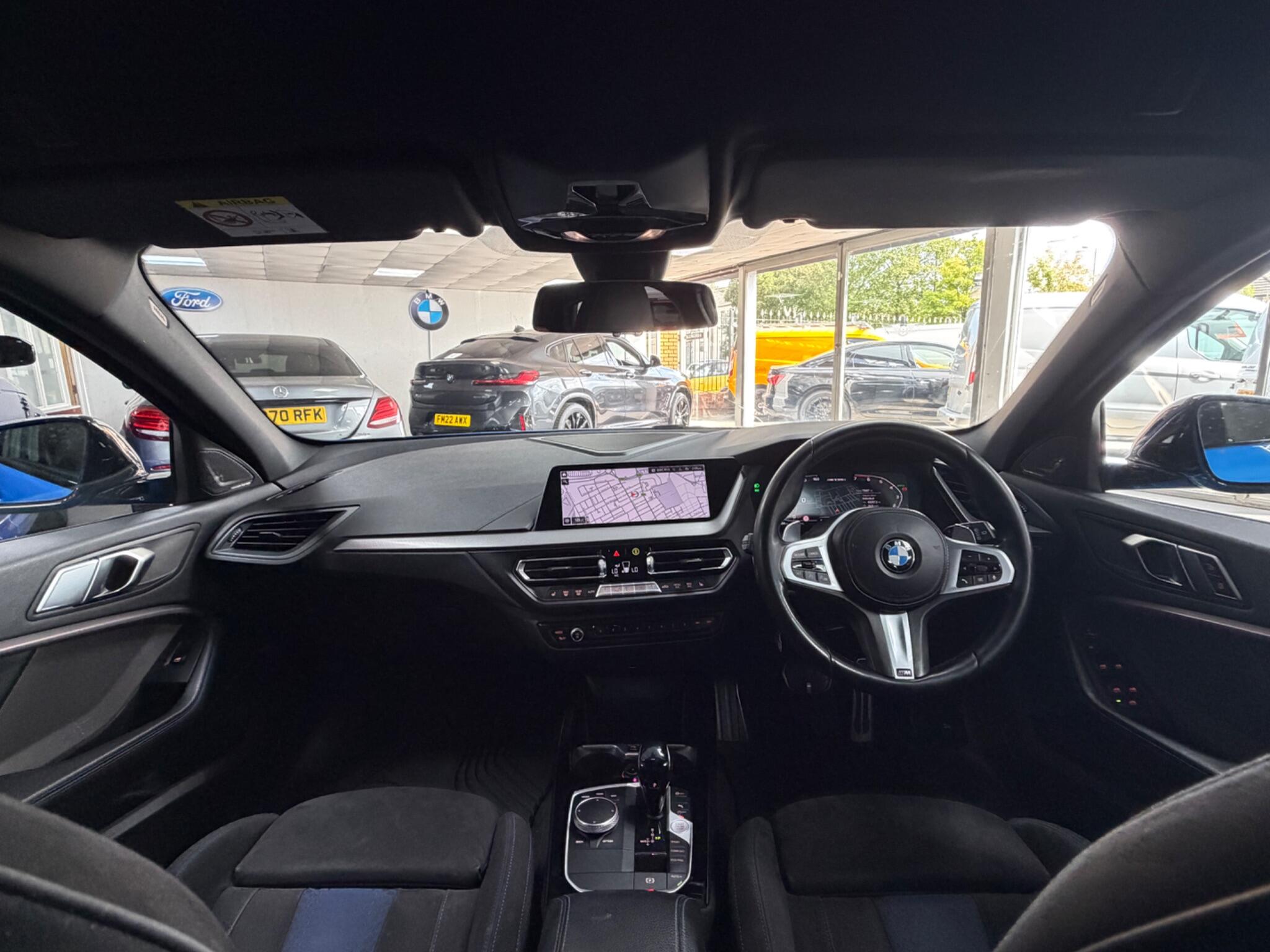 BMW 1 Series view 63