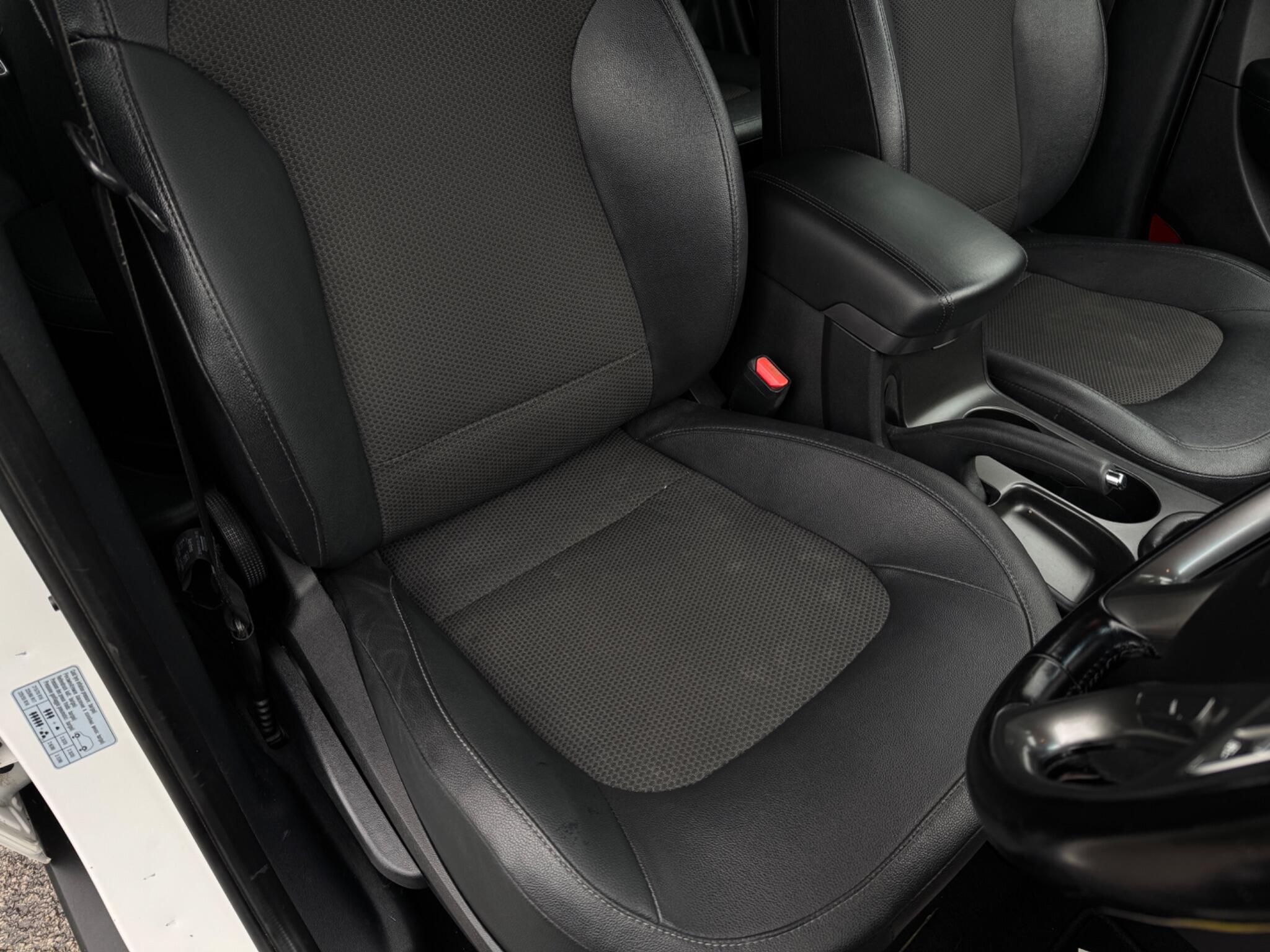 Hyundai Ix35 view 29