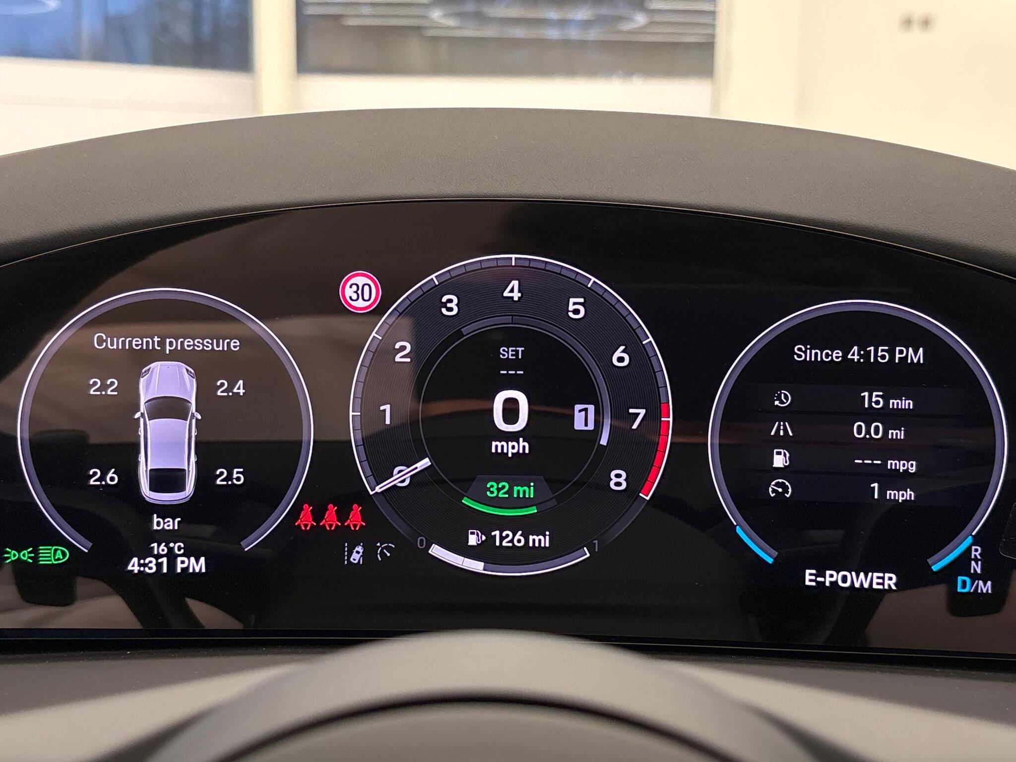 Porsche Panamera view 16