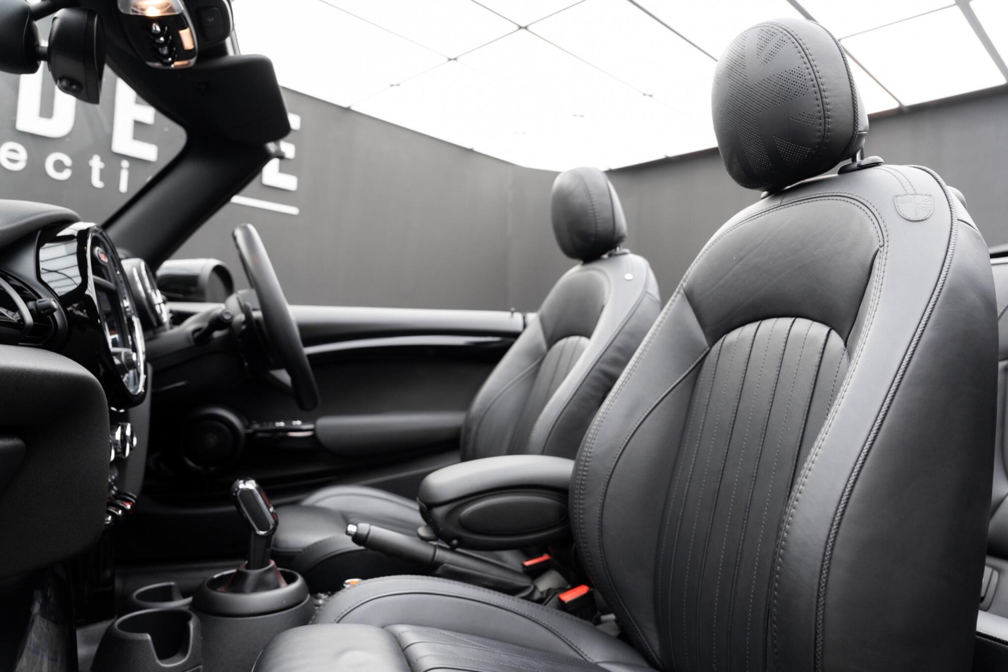 MINI Convertible view 2
