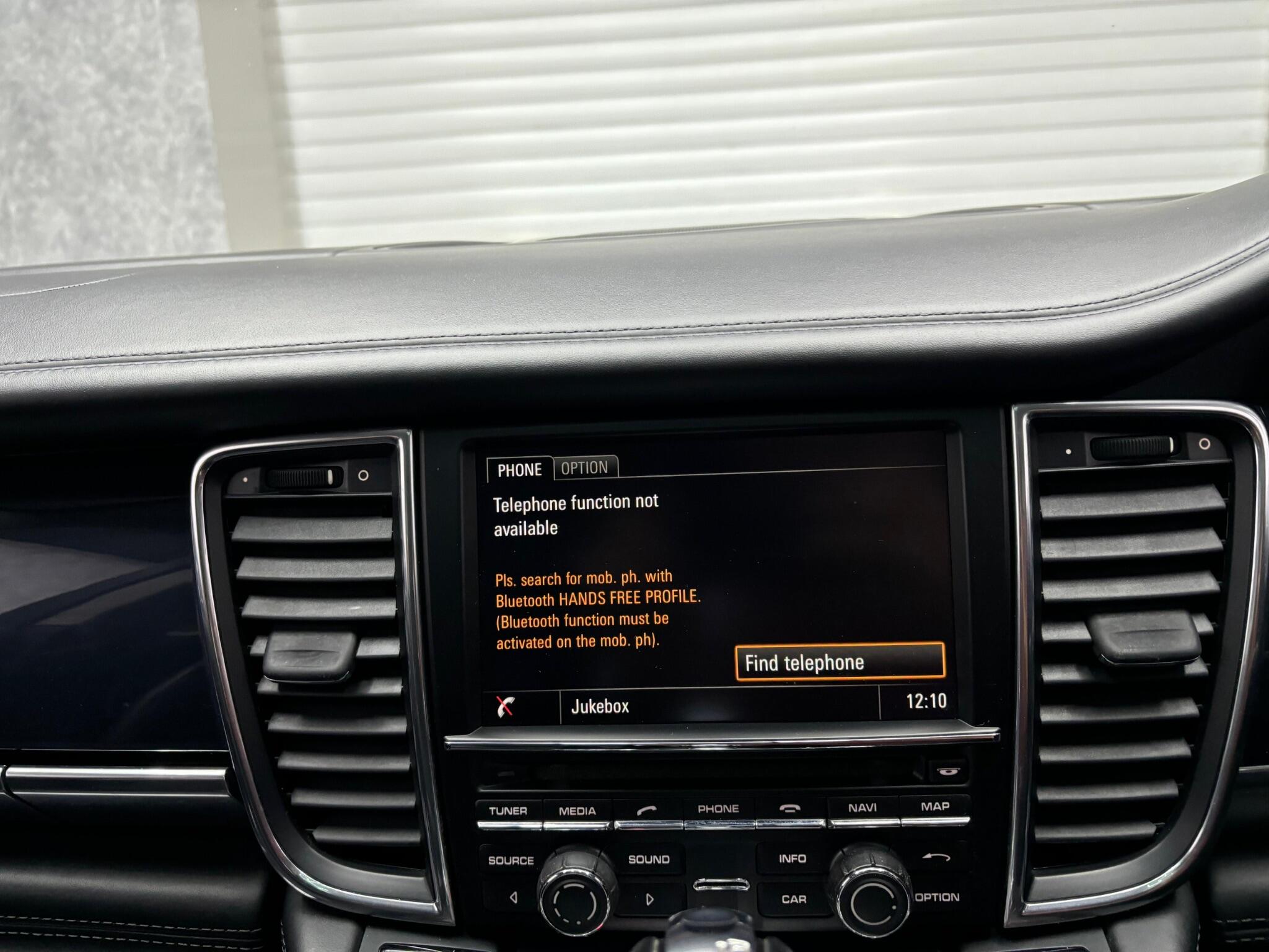 Porsche Panamera view 18