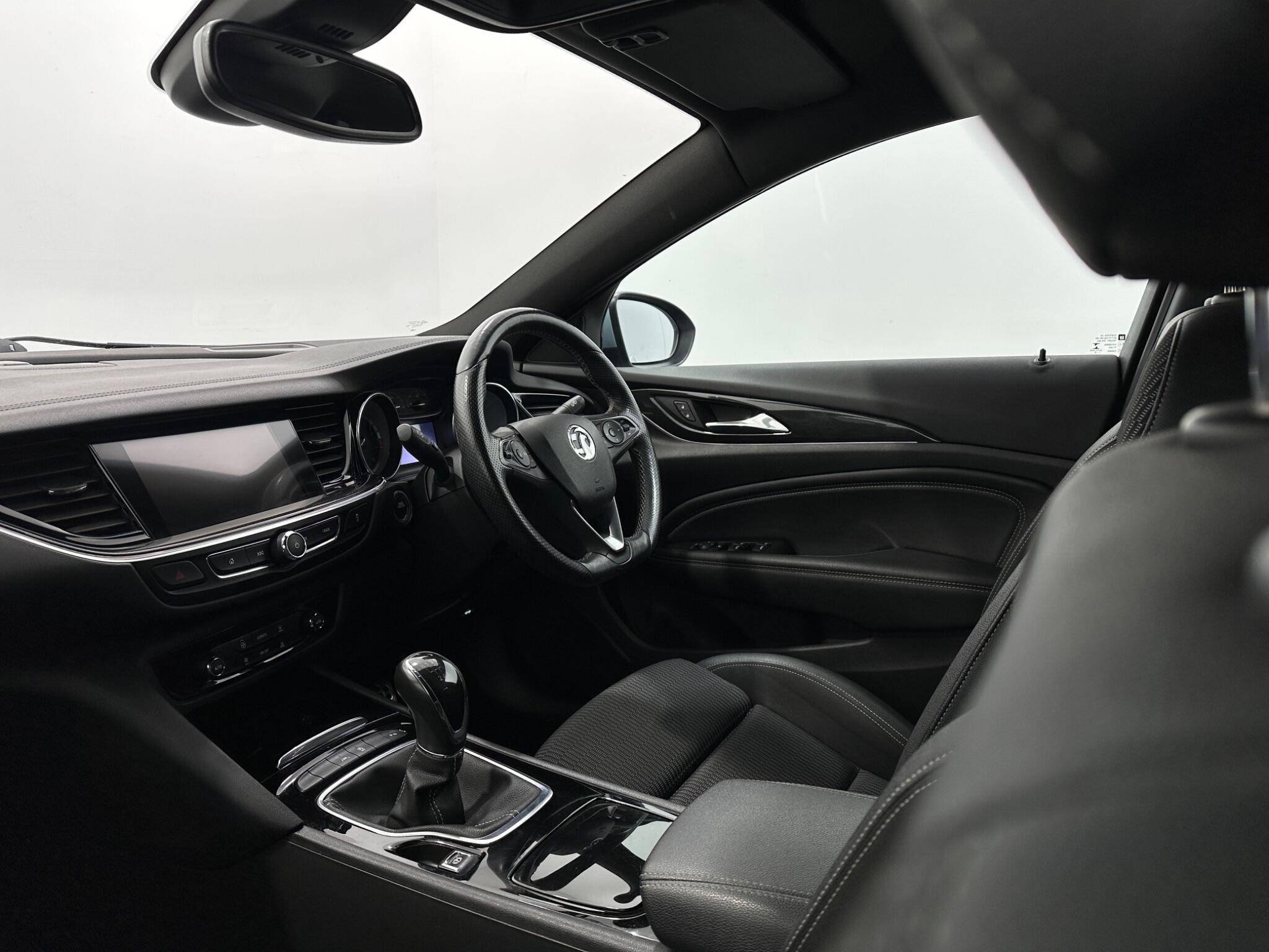 Vauxhall Insignia view 27