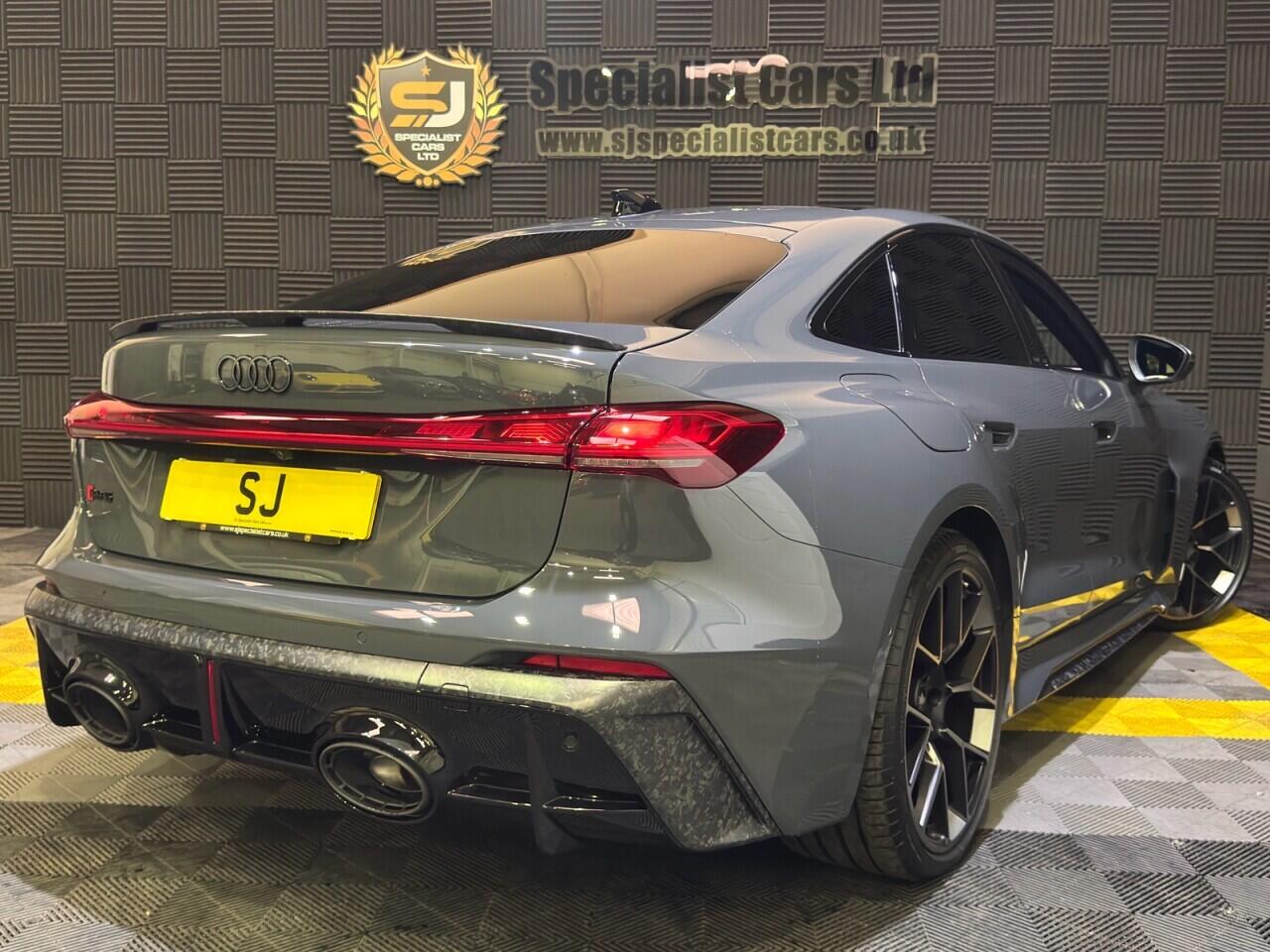 Audi RS5 view 36
