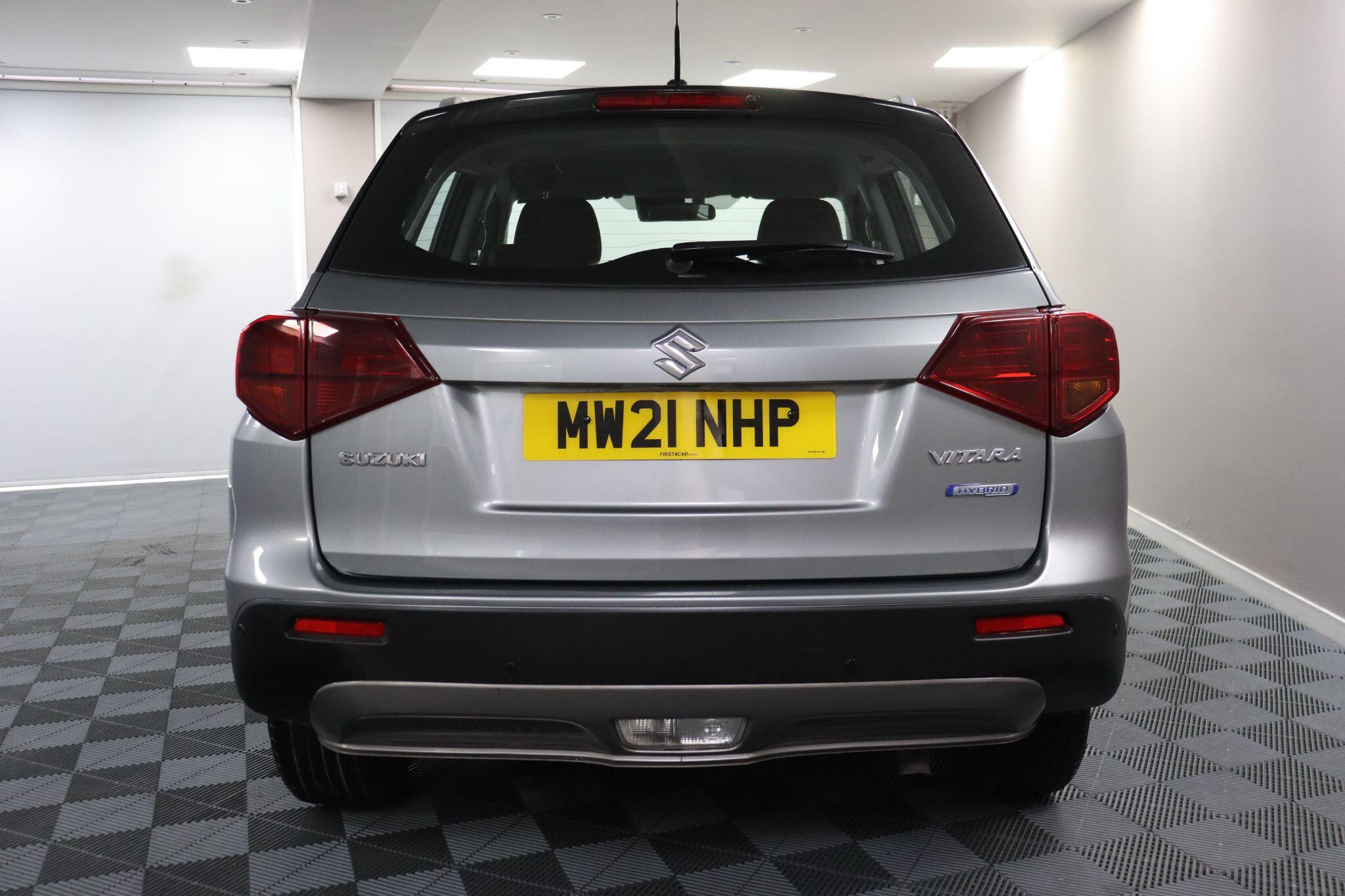 Suzuki Vitara view 19