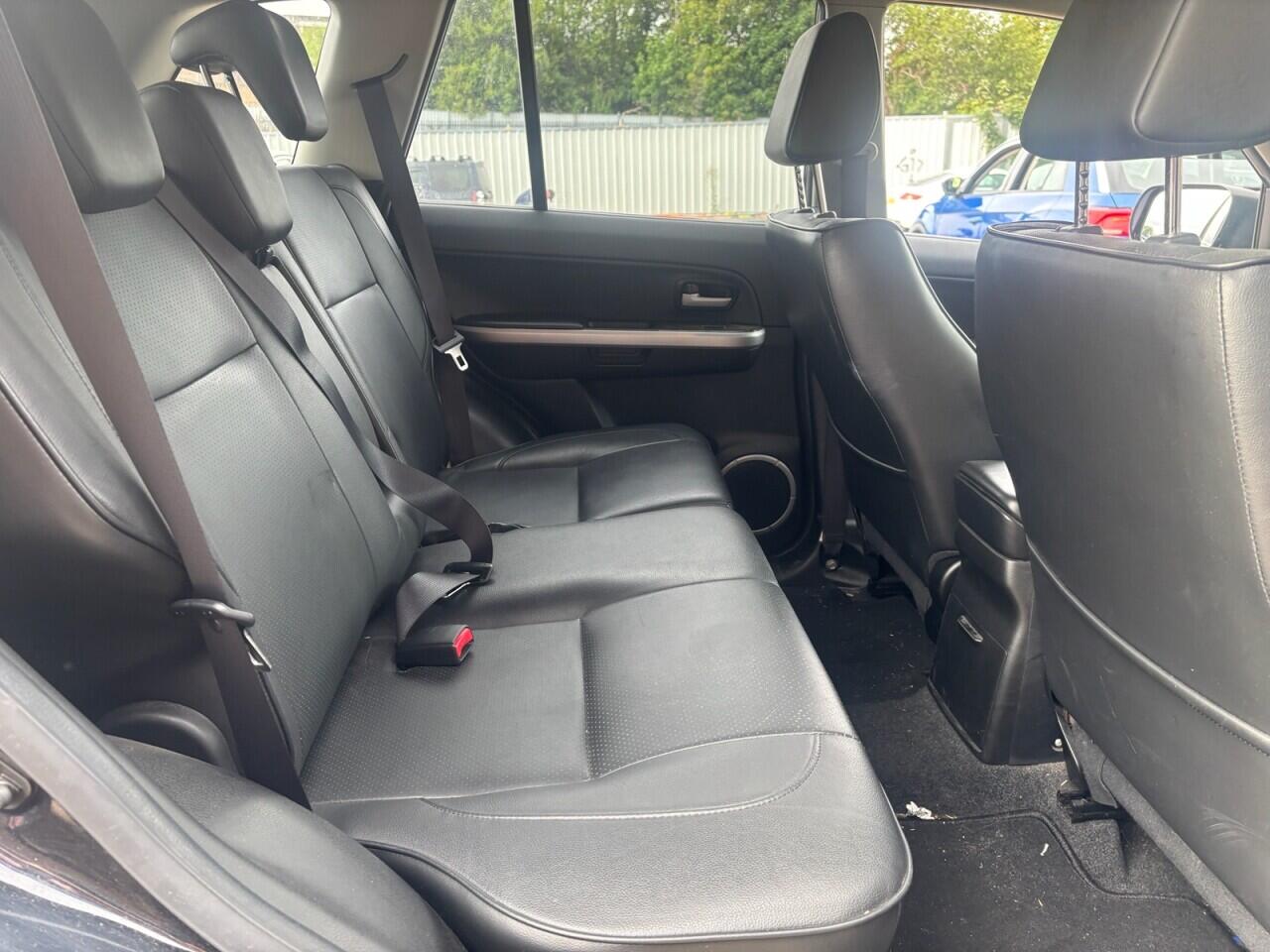 Suzuki Grand Vitara view 12