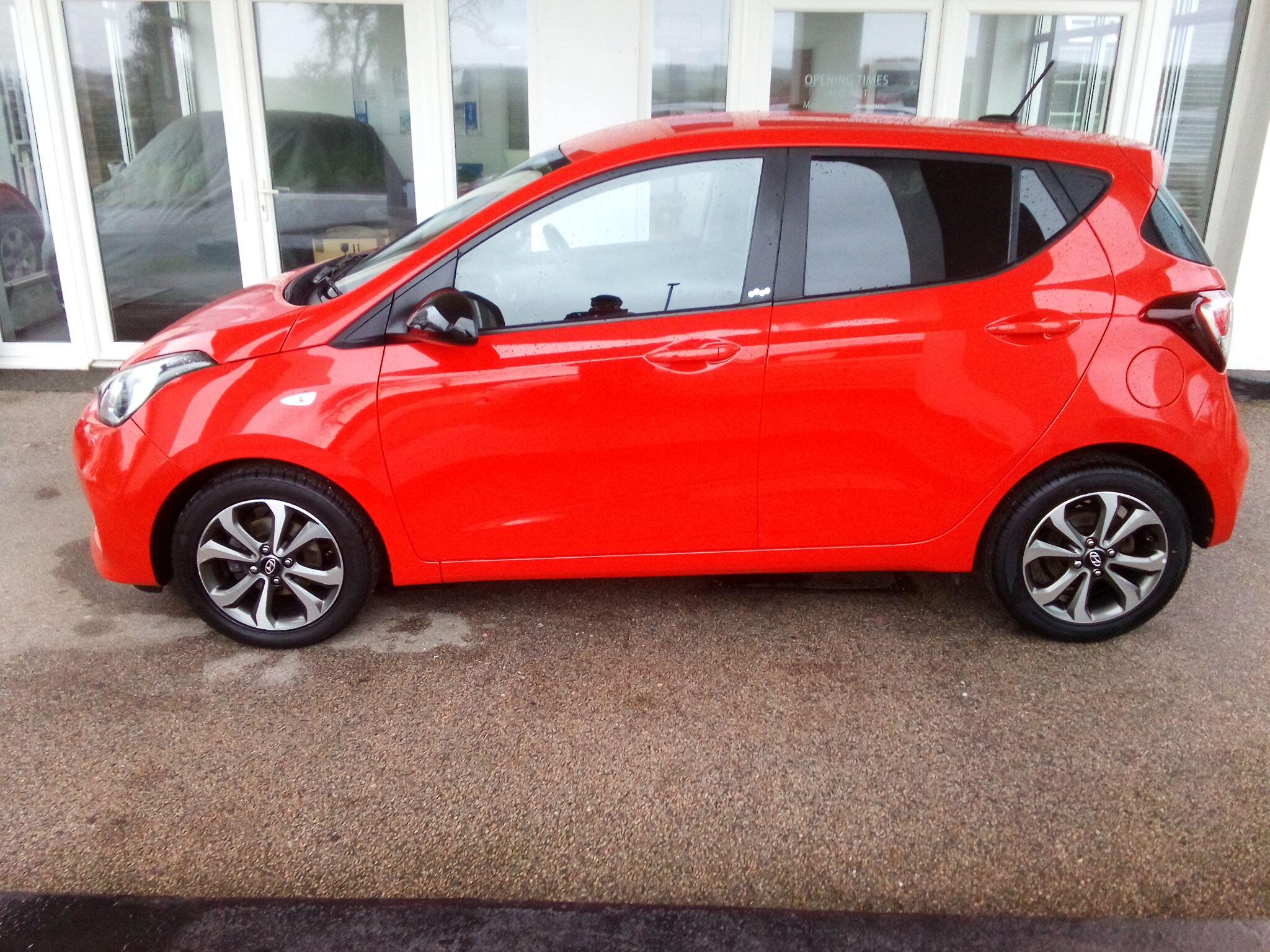 2020 Hyundai i10 1.0 Play Euro 6 5dr • 30,145 miles image 6