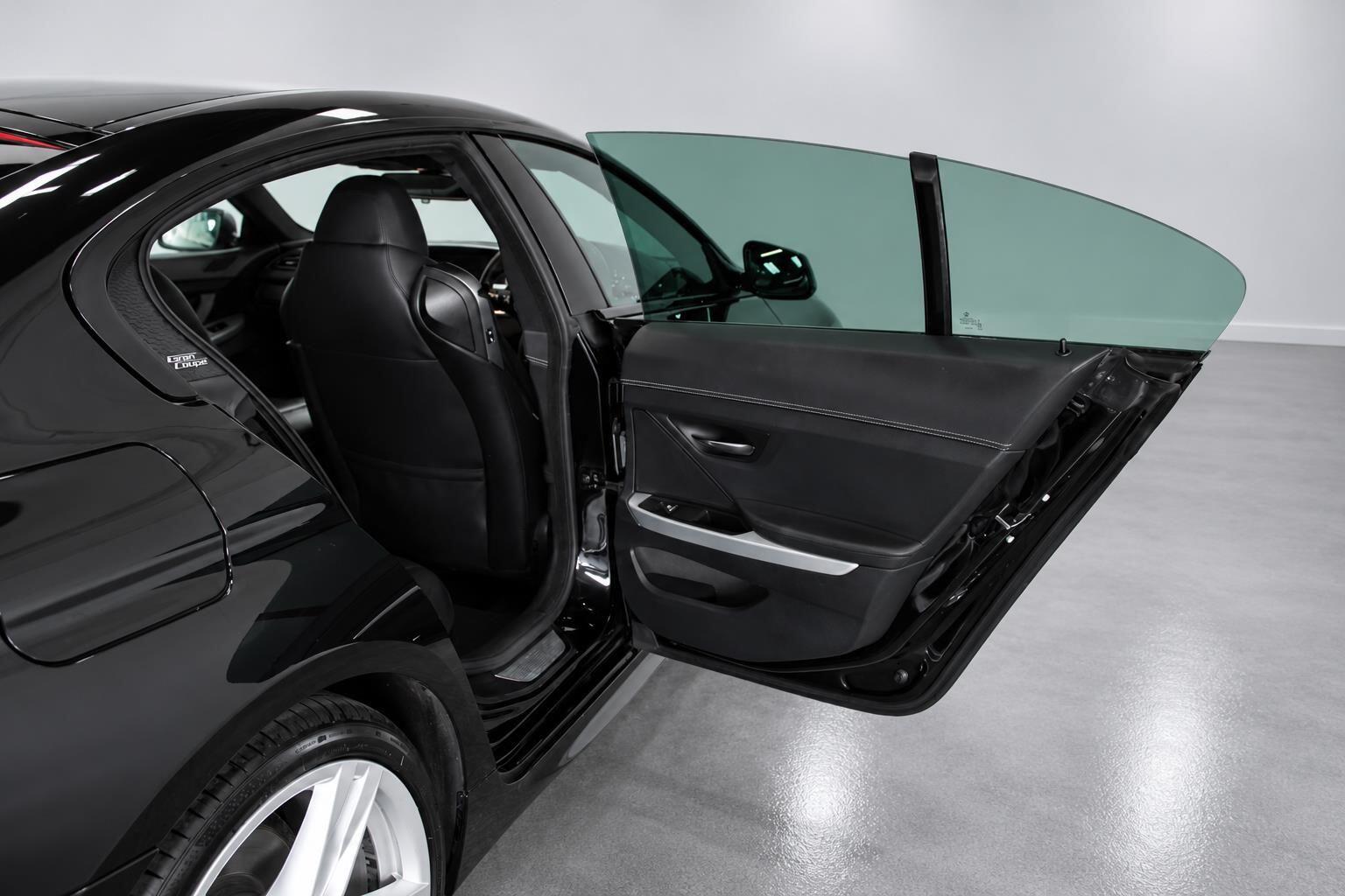 BMW 6 Series view 26