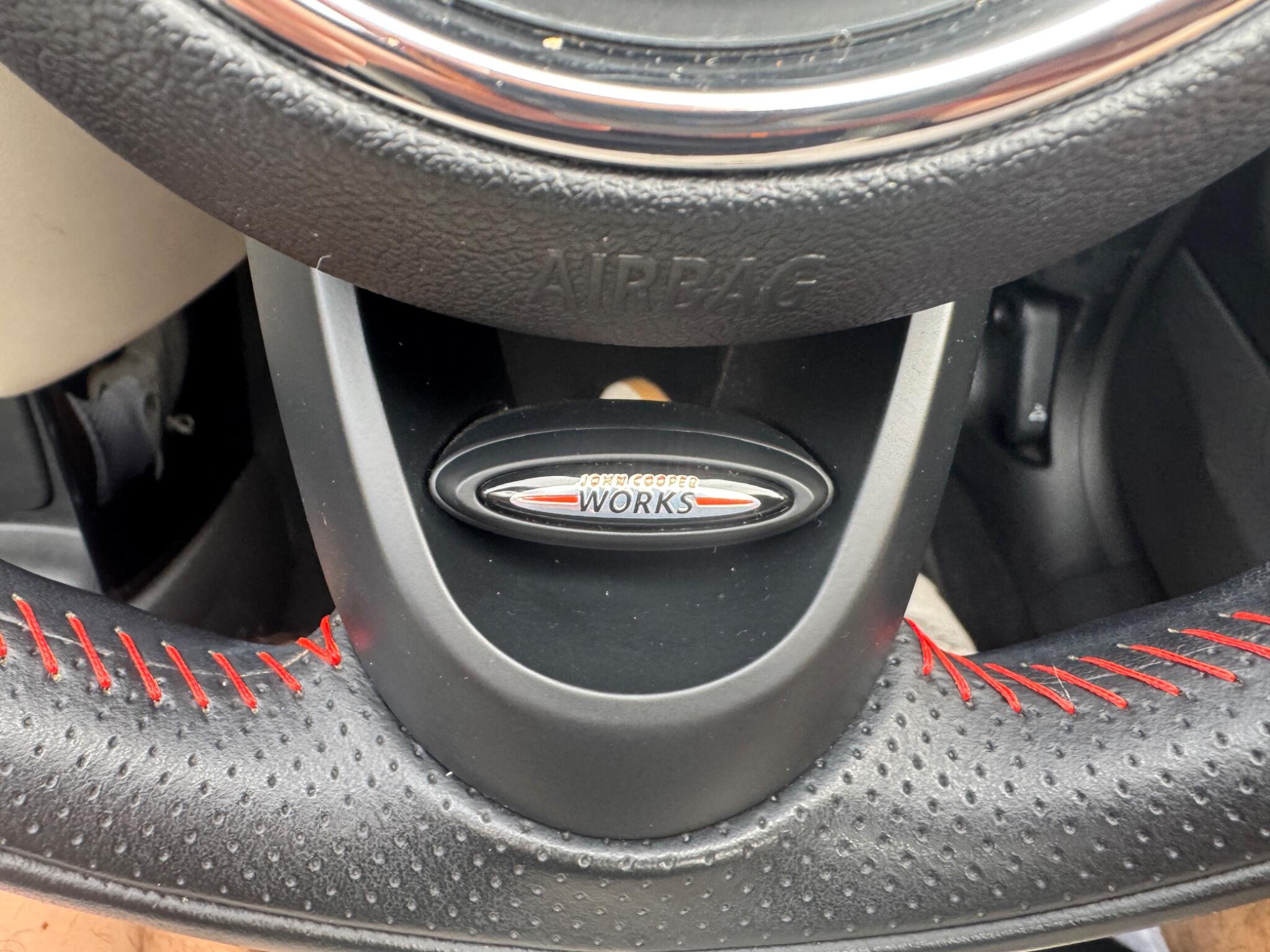 Mini Convertible view 88