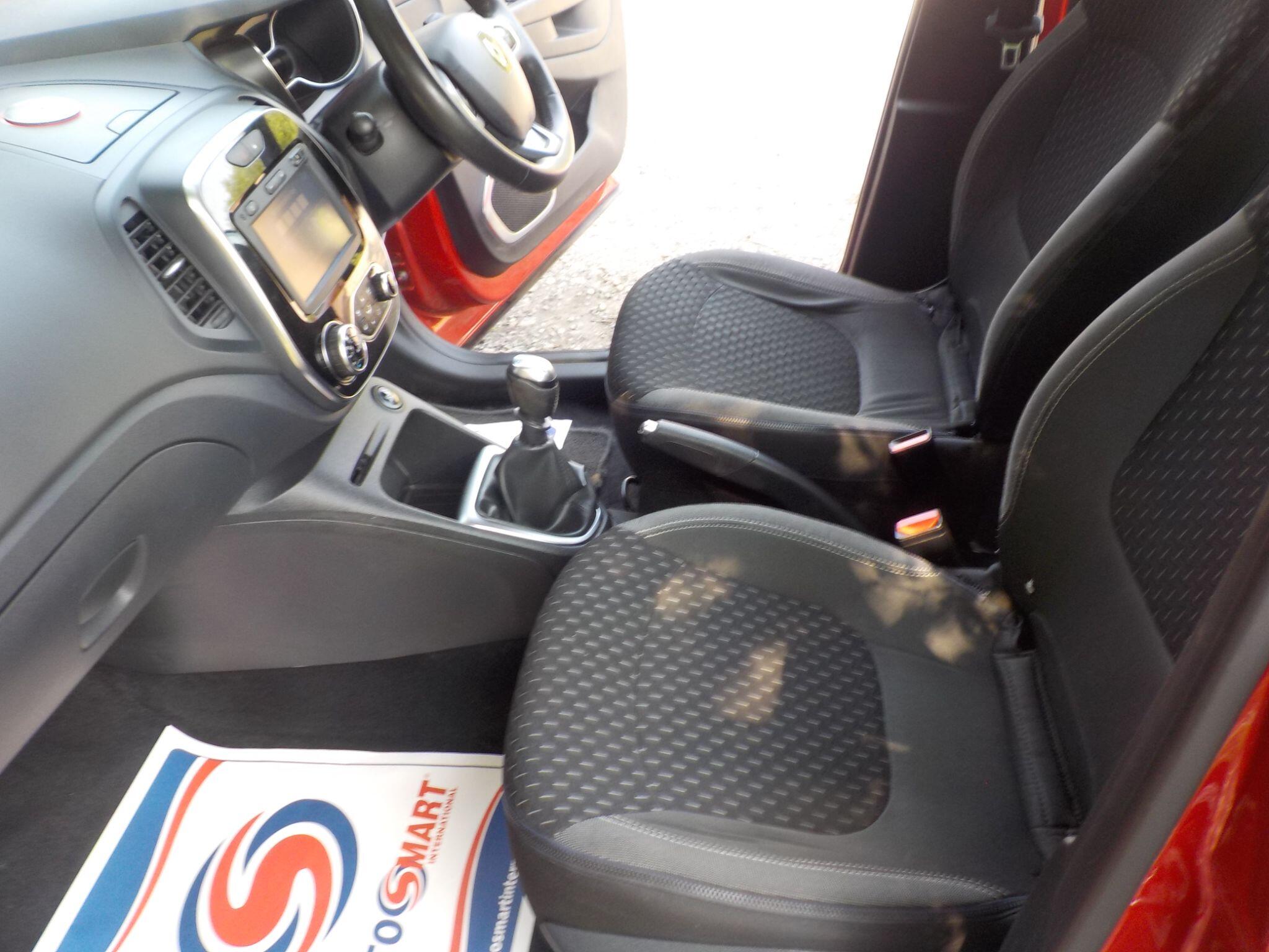 Renault Captur 1.5 dCi ENERGY Dynamique Nav Euro 6 (s/s) 5dr