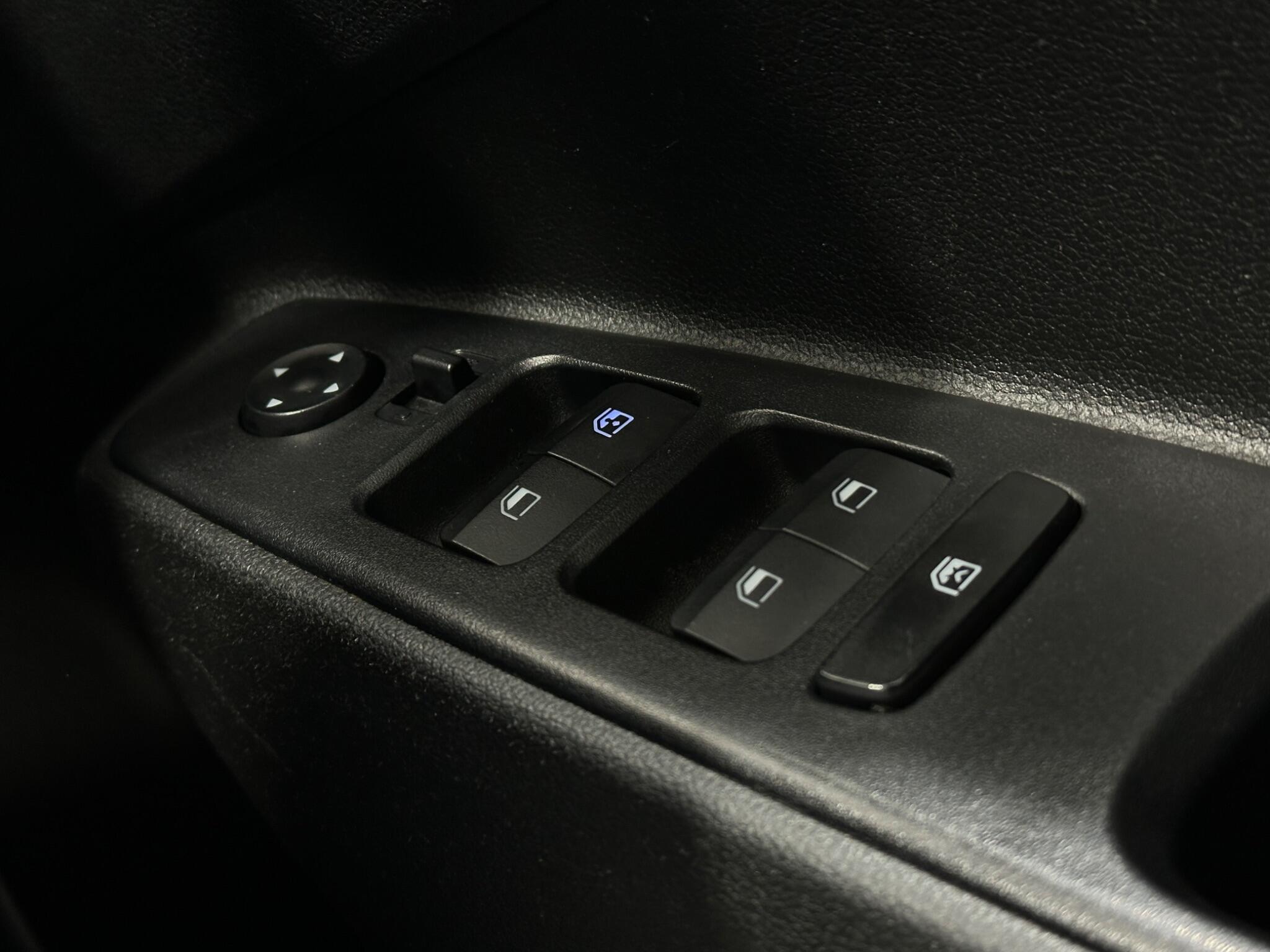 Hyundai I10 view 18