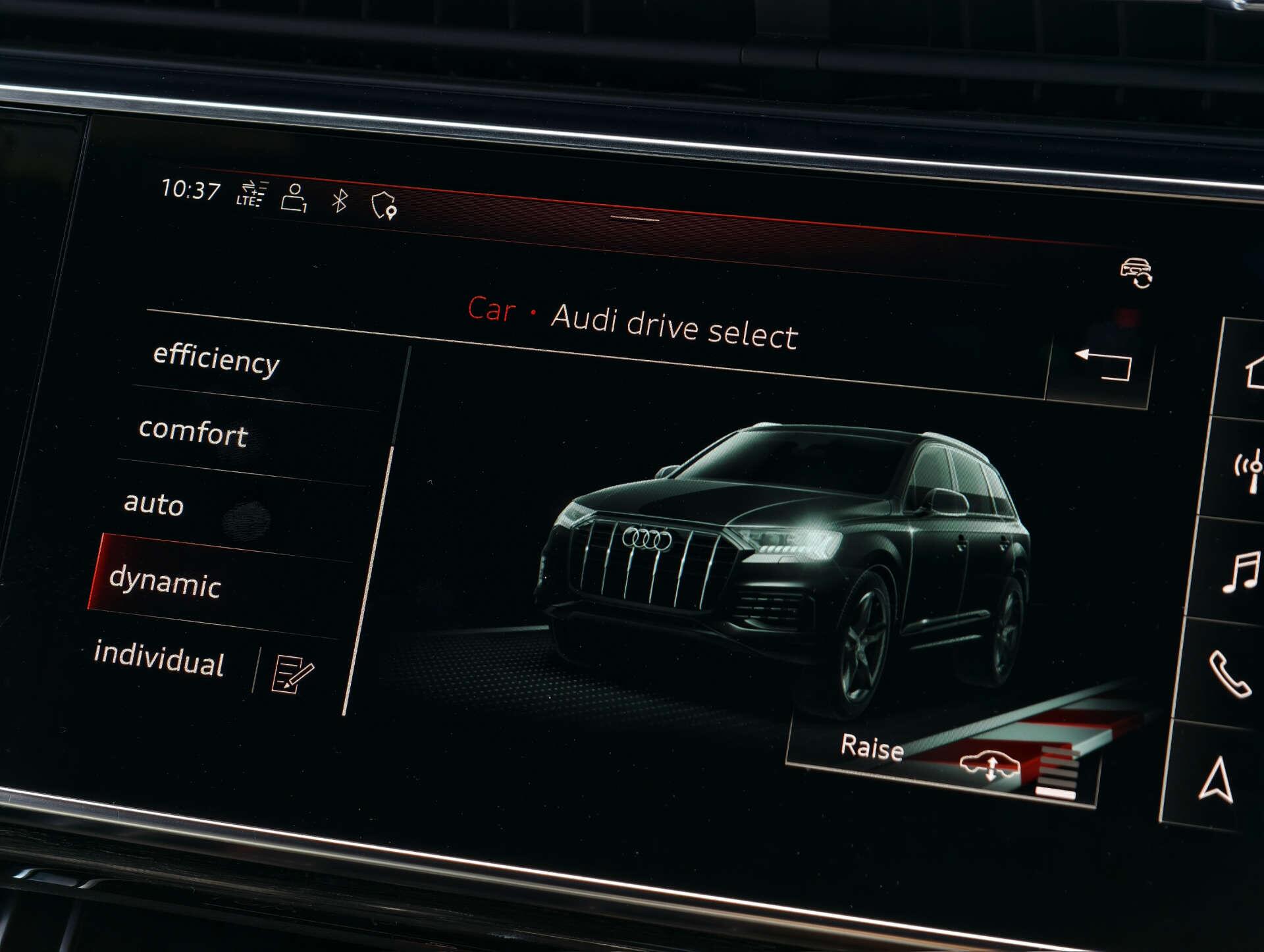 Audi SQ7 view 58