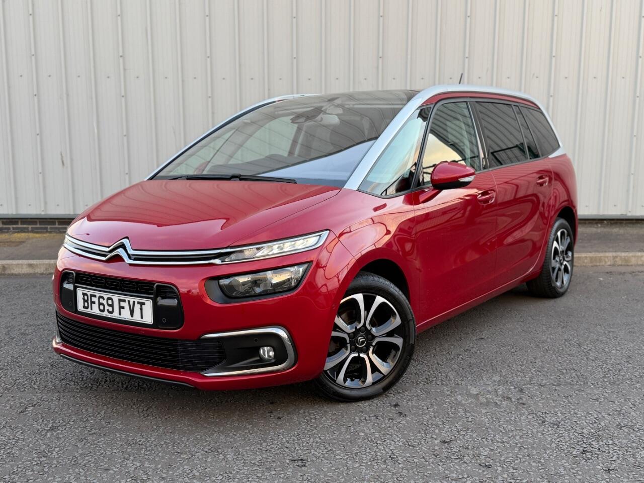 Citroen Grand C4 Spacetourer view 4