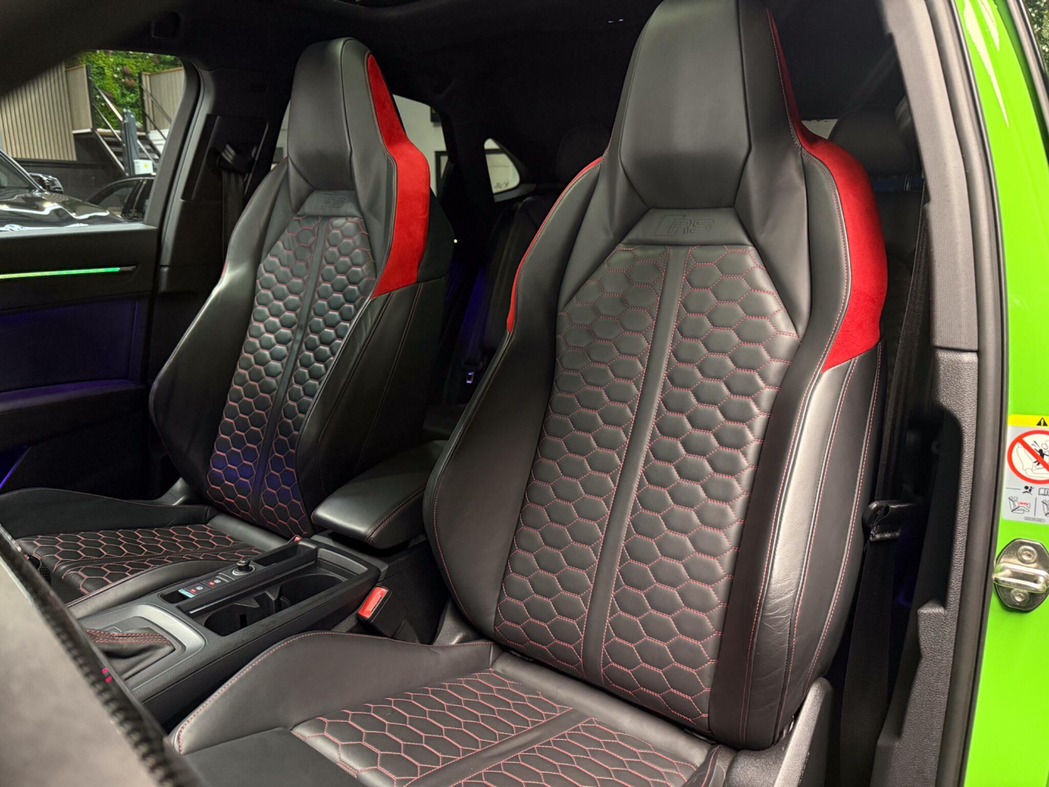 Audi RS Q3 view 27