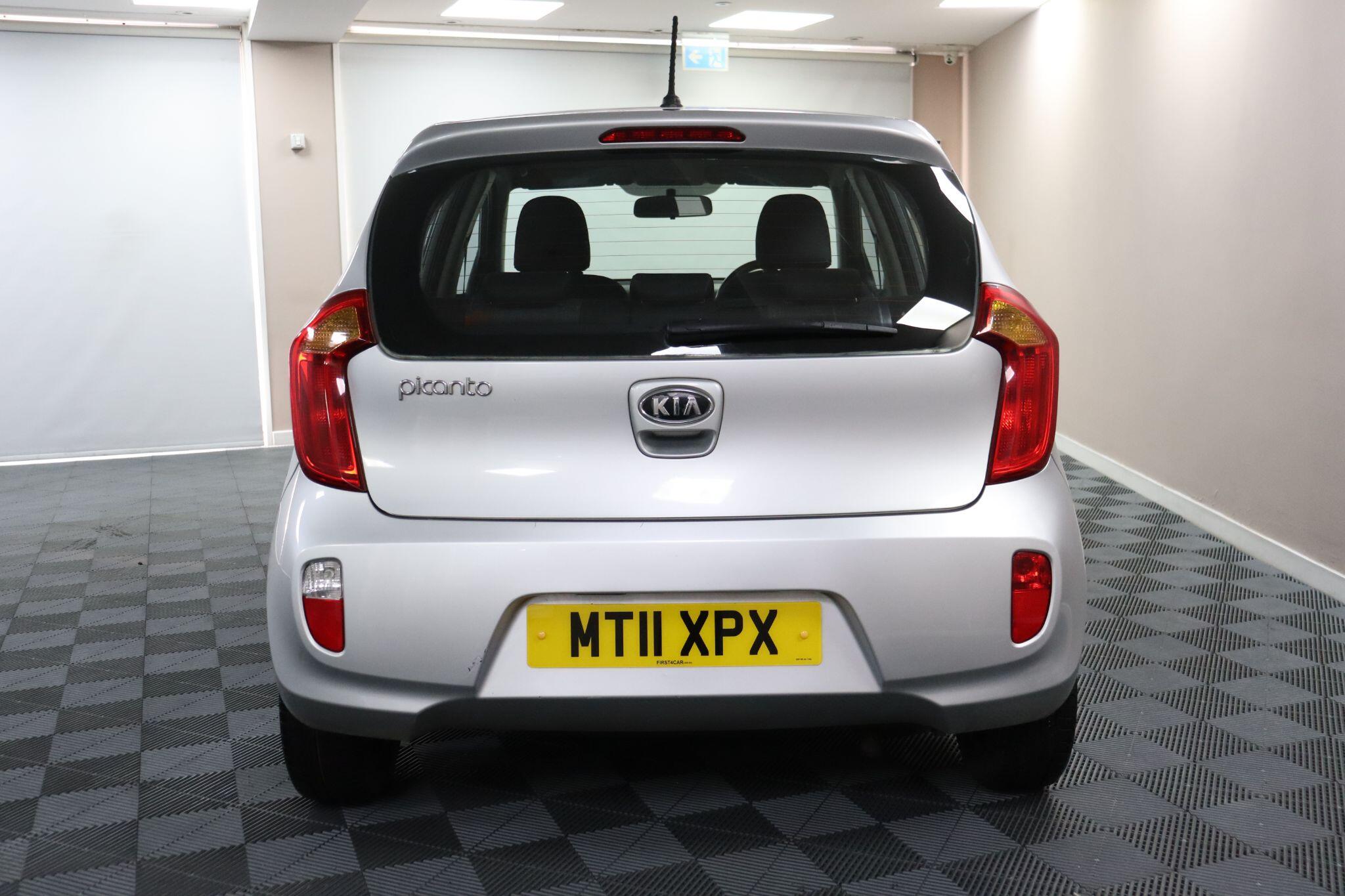 Kia Picanto view 8