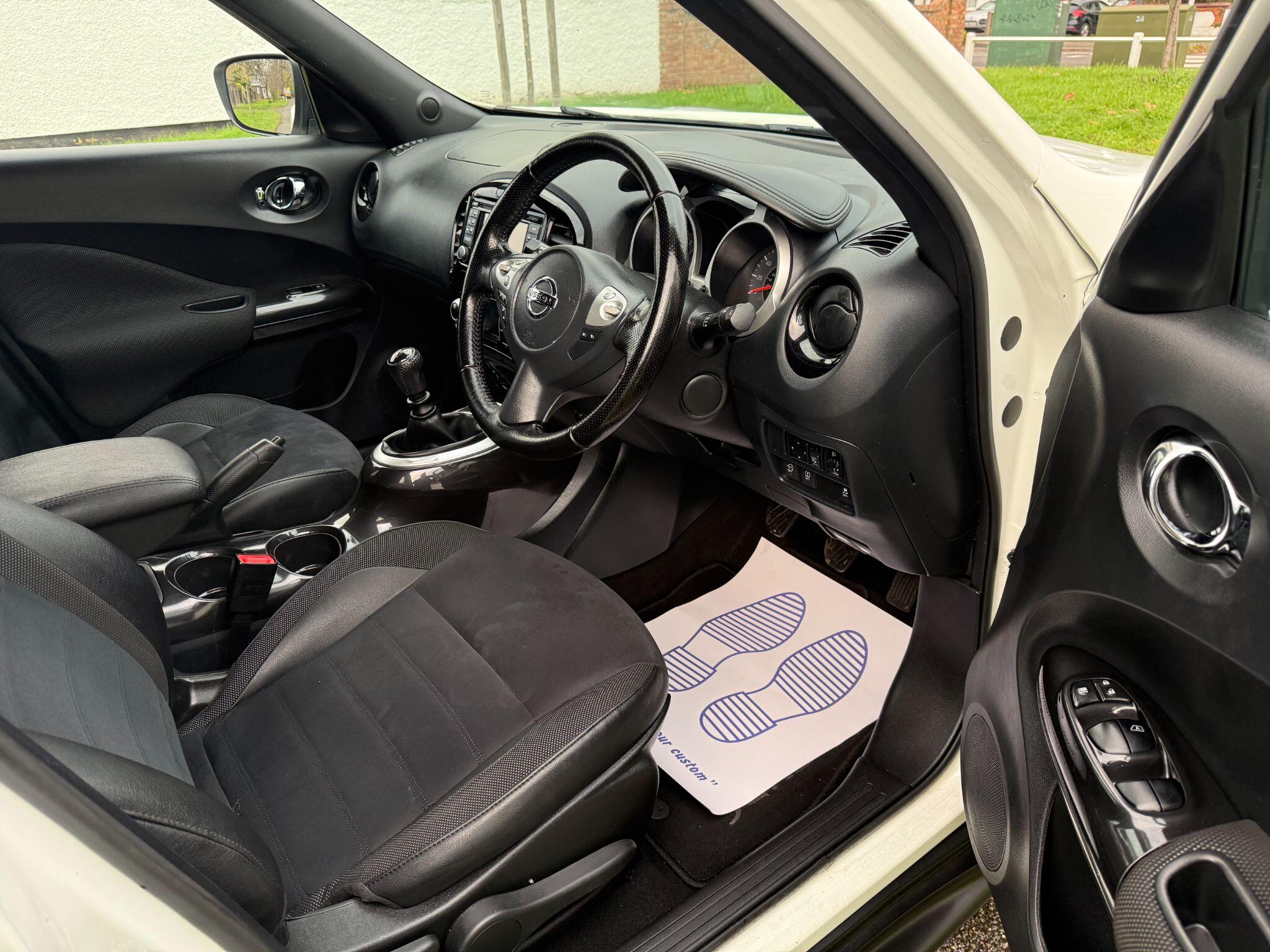 2017 Nissan Juke image 17