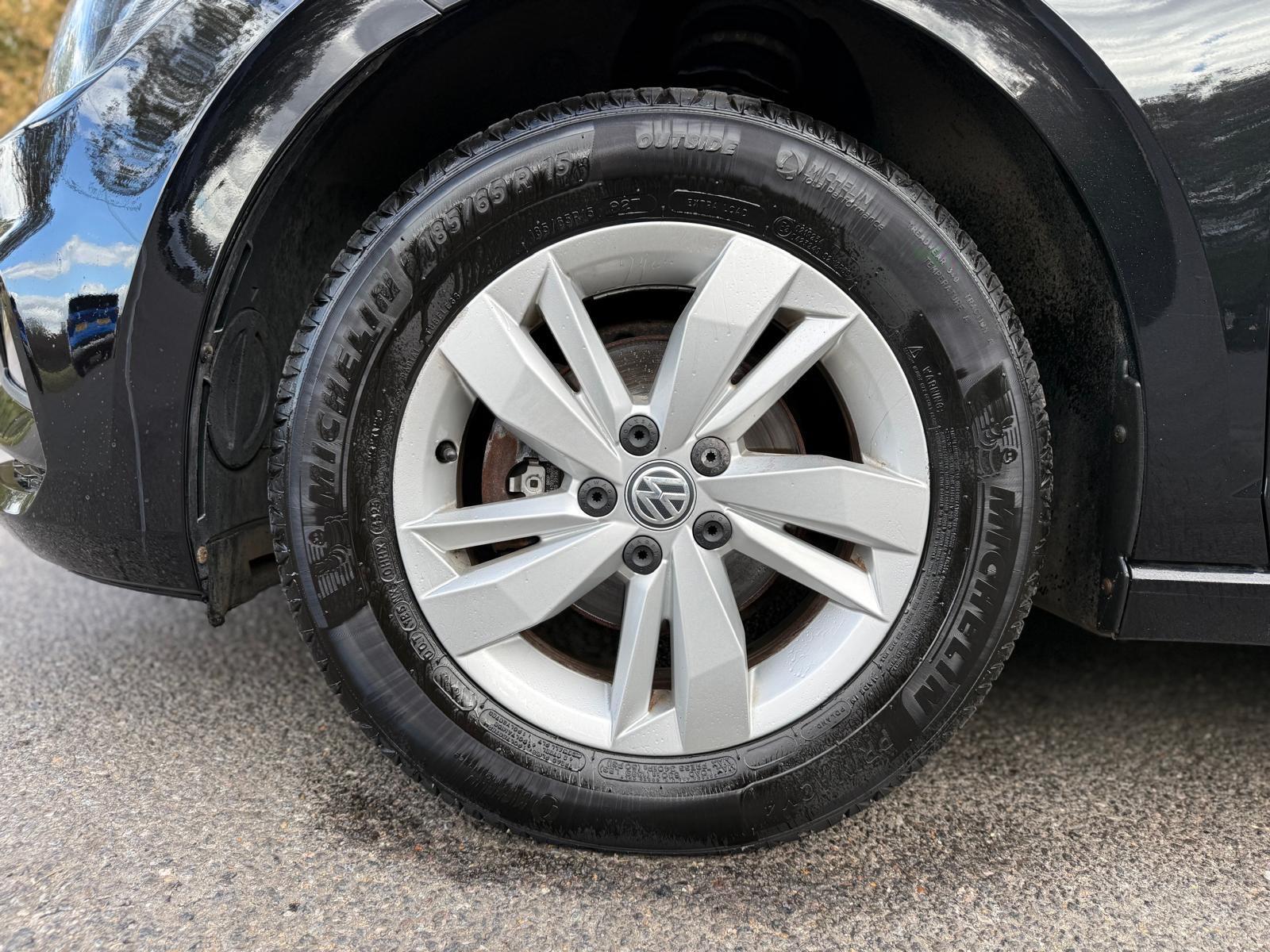 Volkswagen Polo view 58