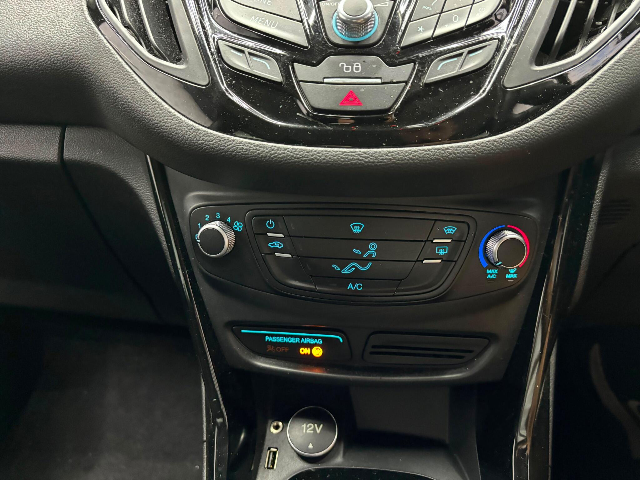 Ford B-Max view 17