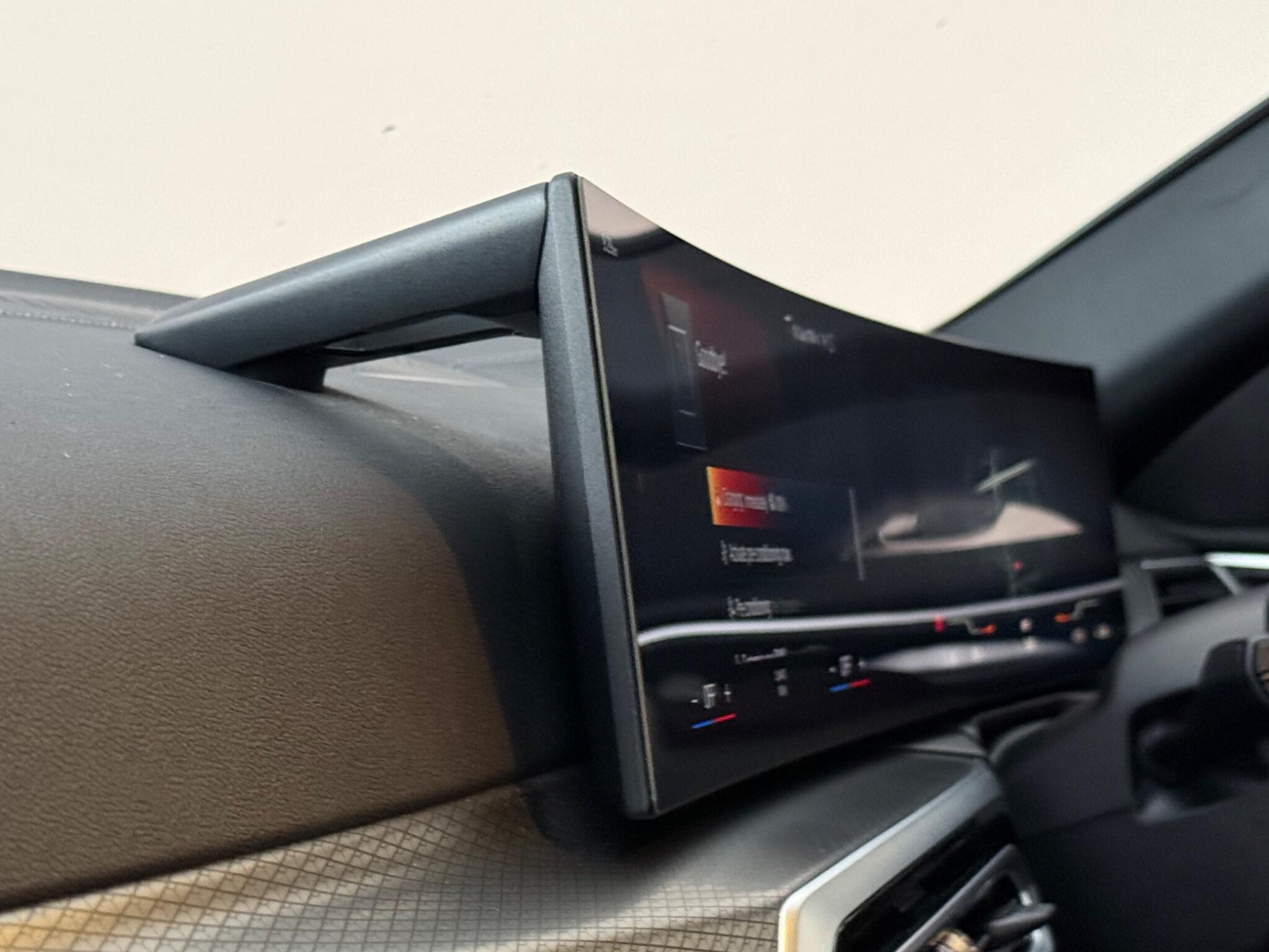 BMW I4 view 31