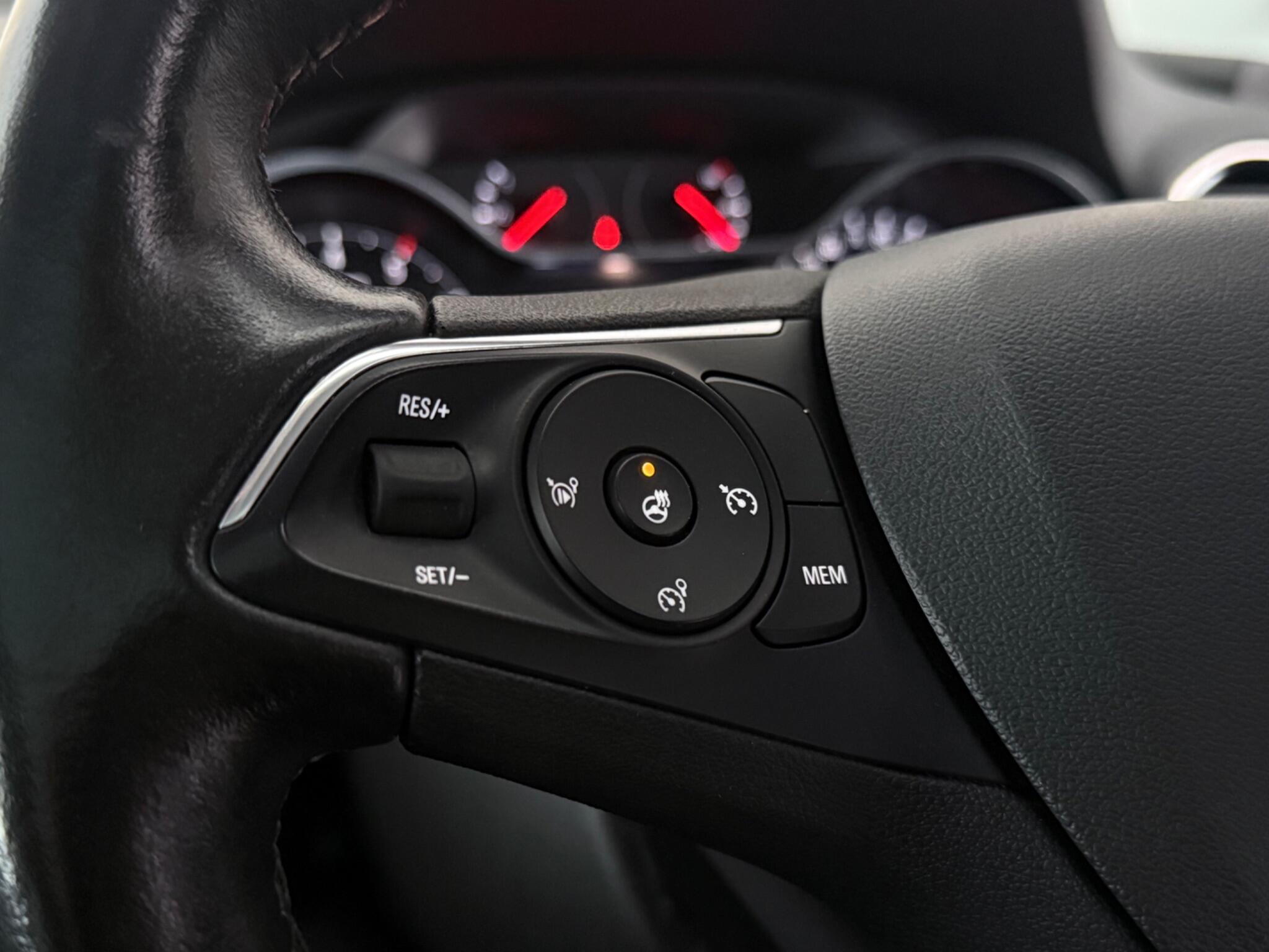 Vauxhall Grandland X view 15