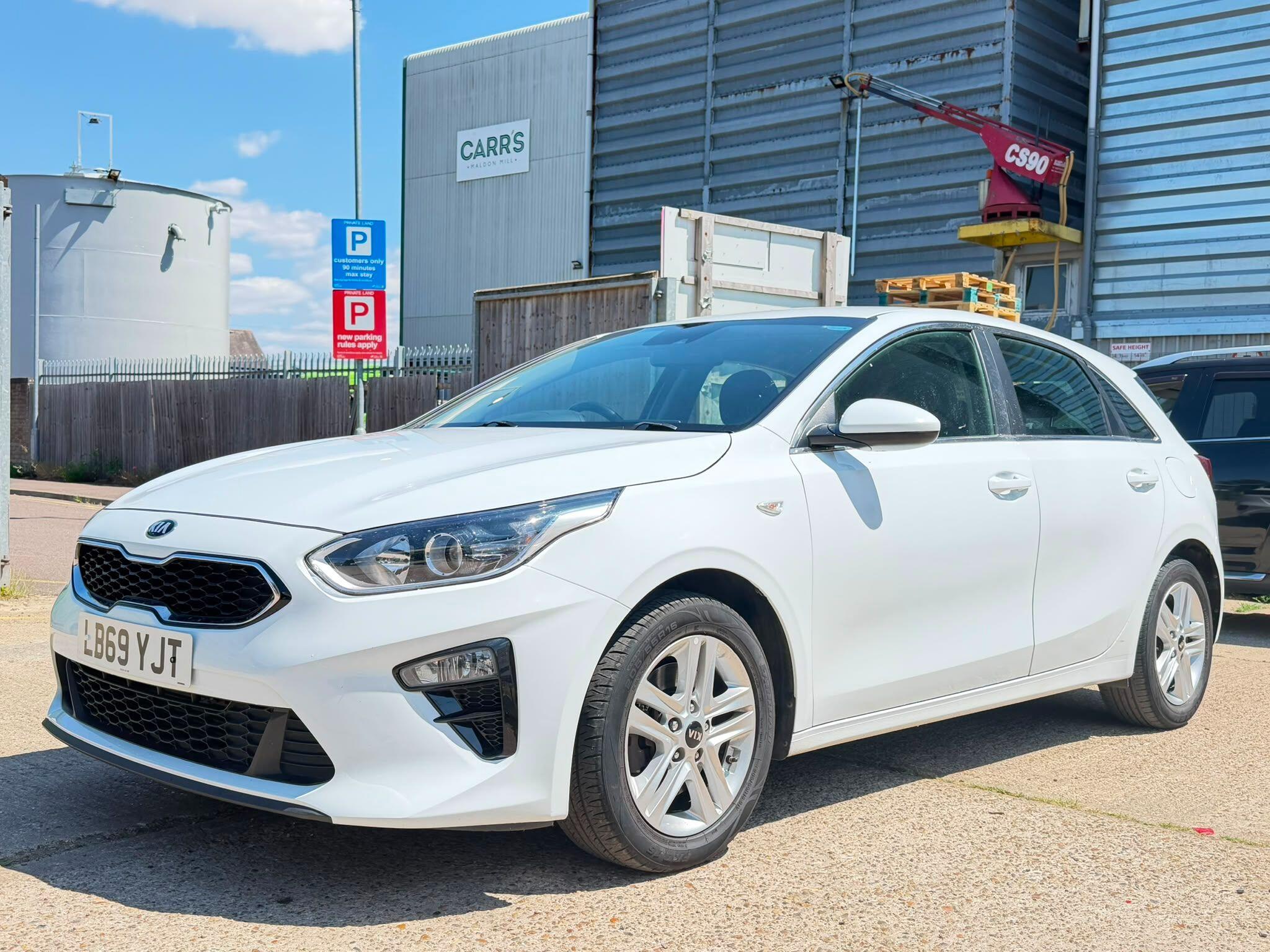 Kia Ceed view 3
