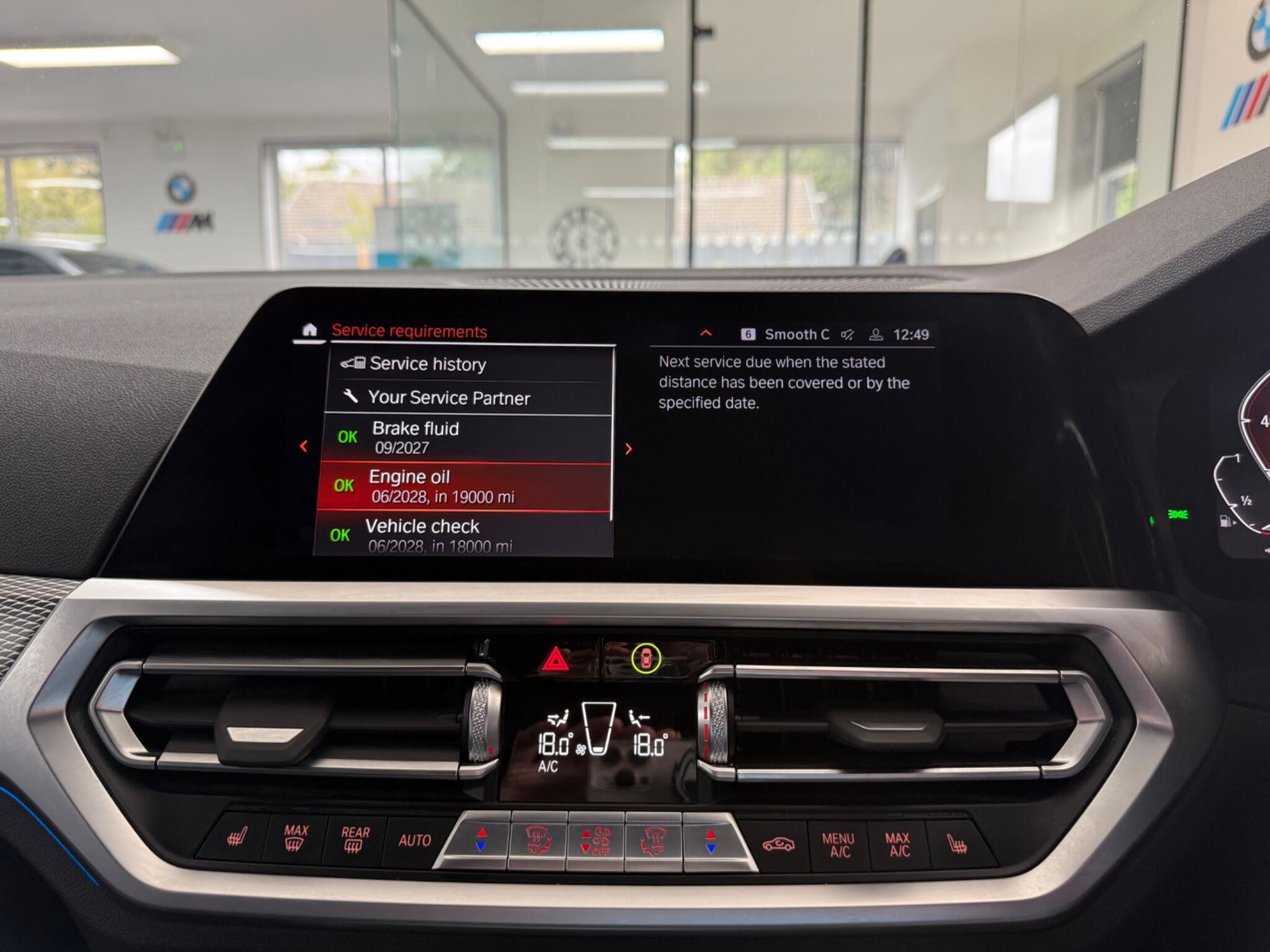 BMW 3 Series view 16