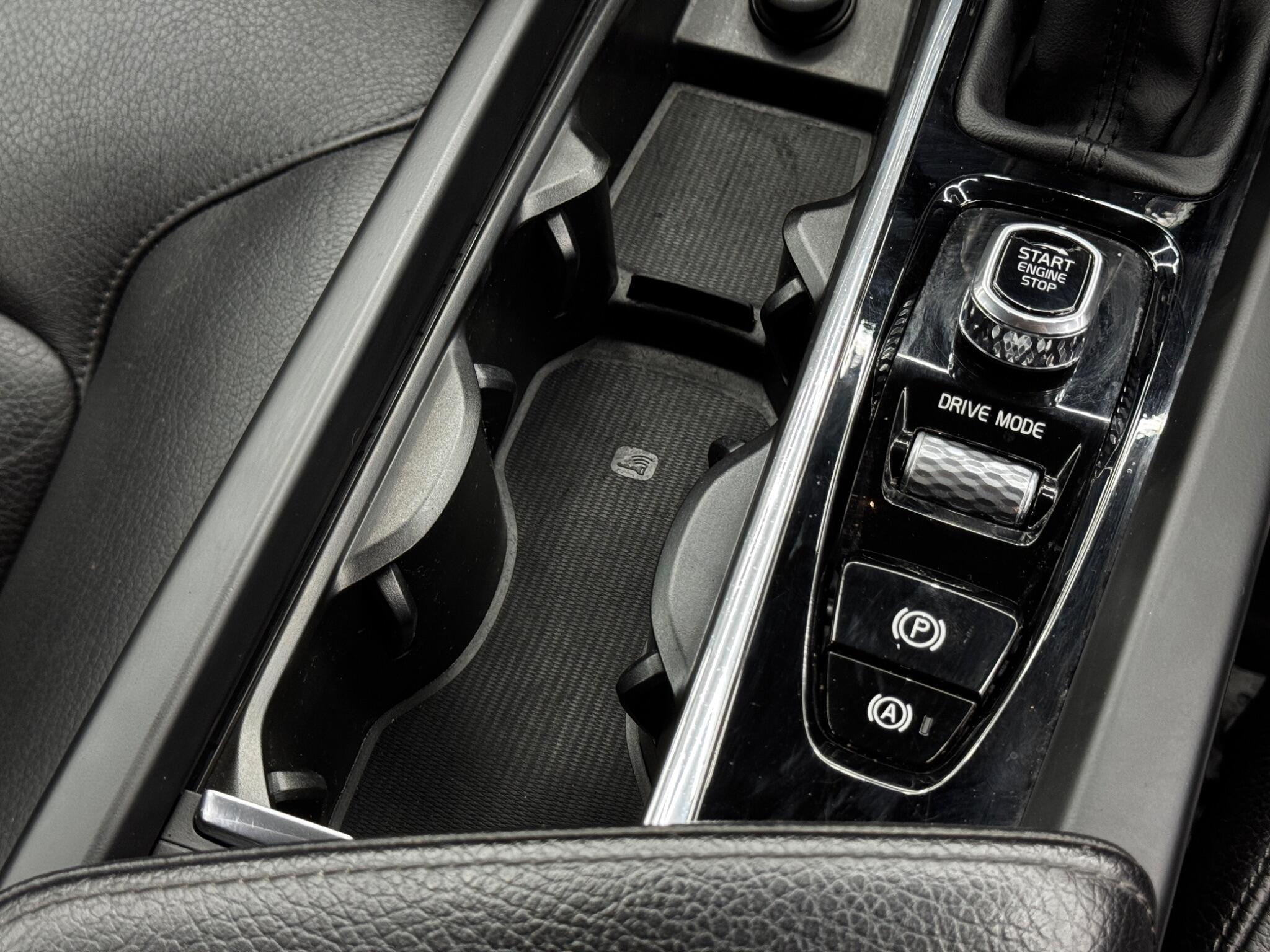 Volvo XC60 view 28