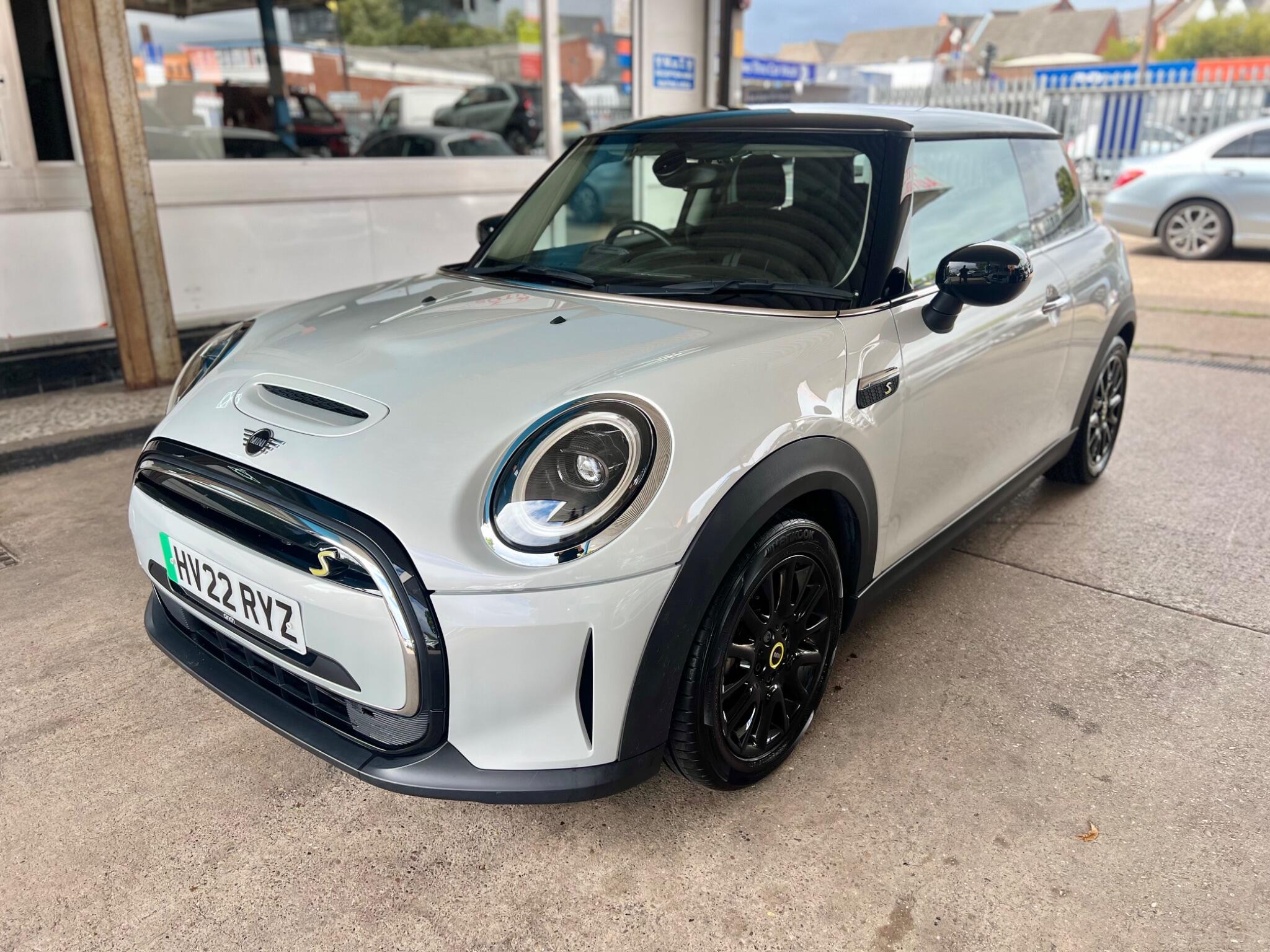 Mini Electric Hatch view 3