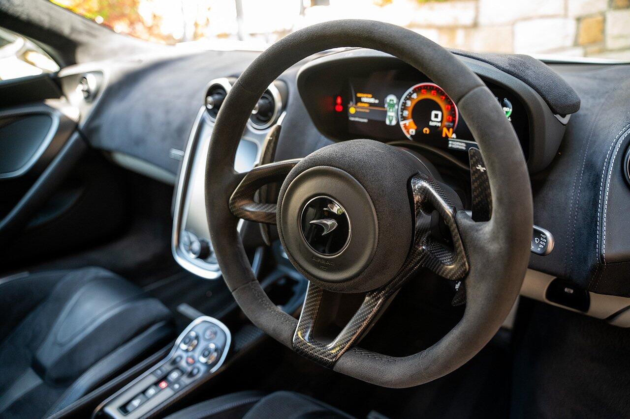 McLaren 570S view 64