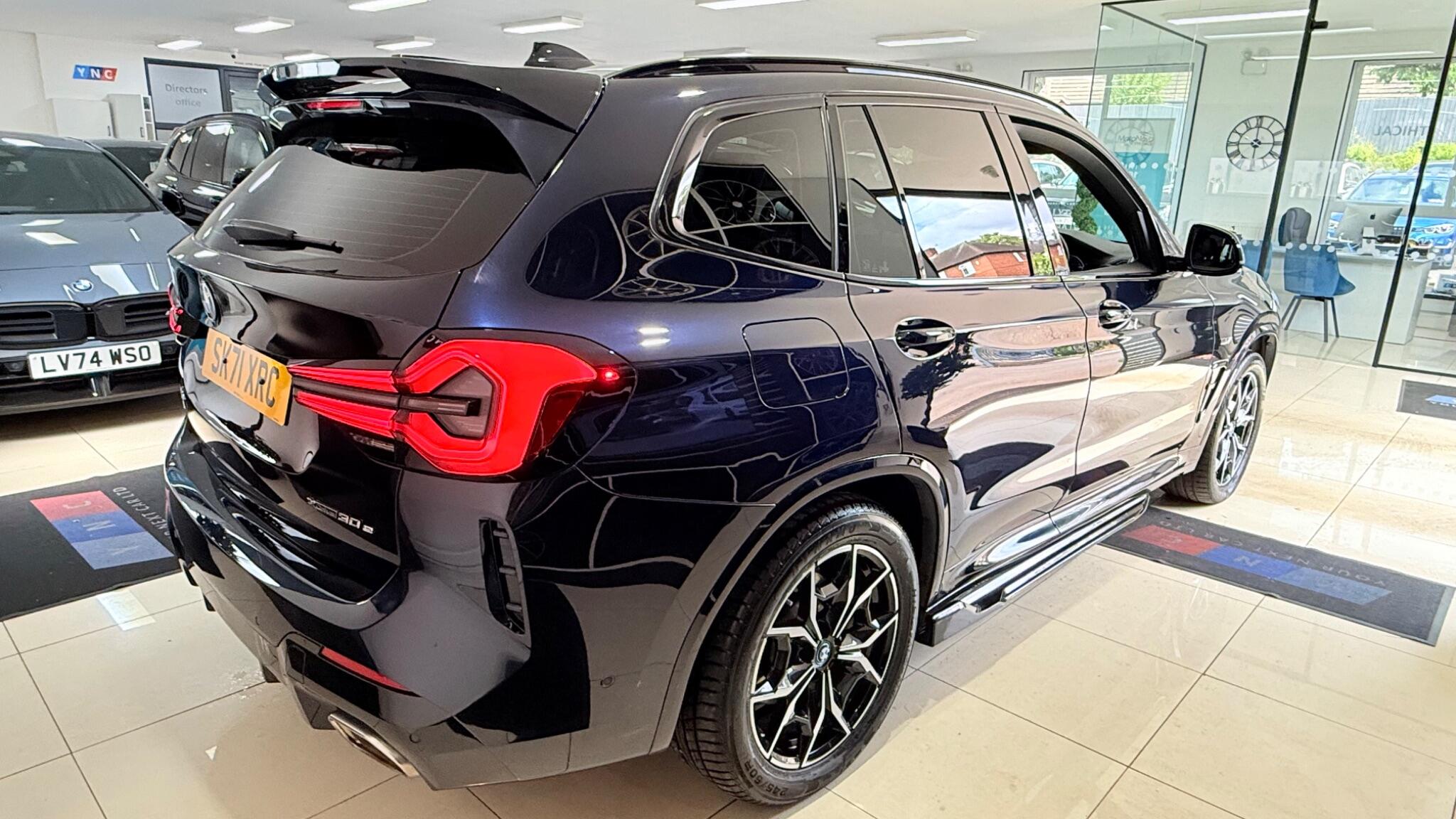 BMW X3 view 42