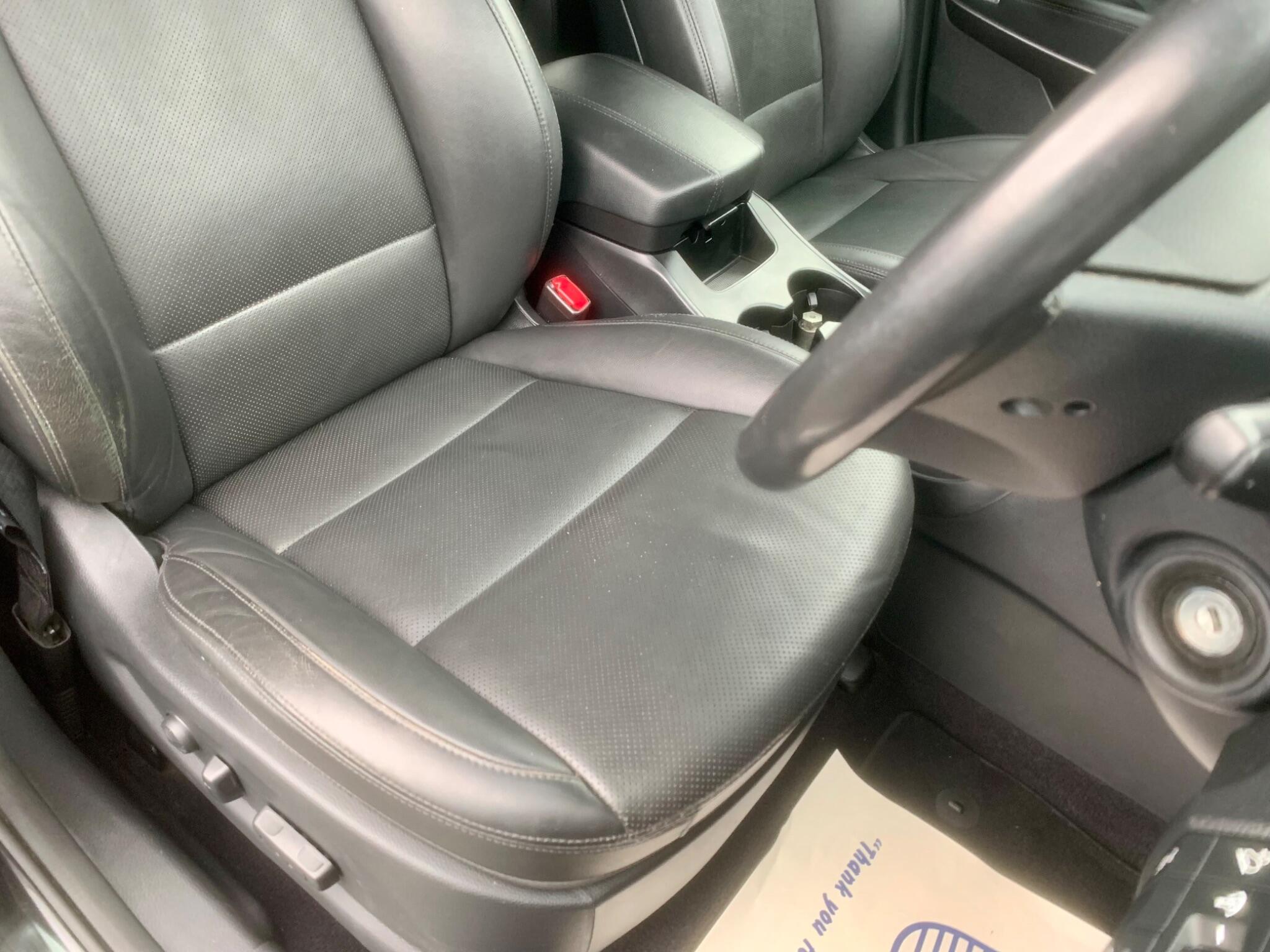 Hyundai Santa Fe view 25