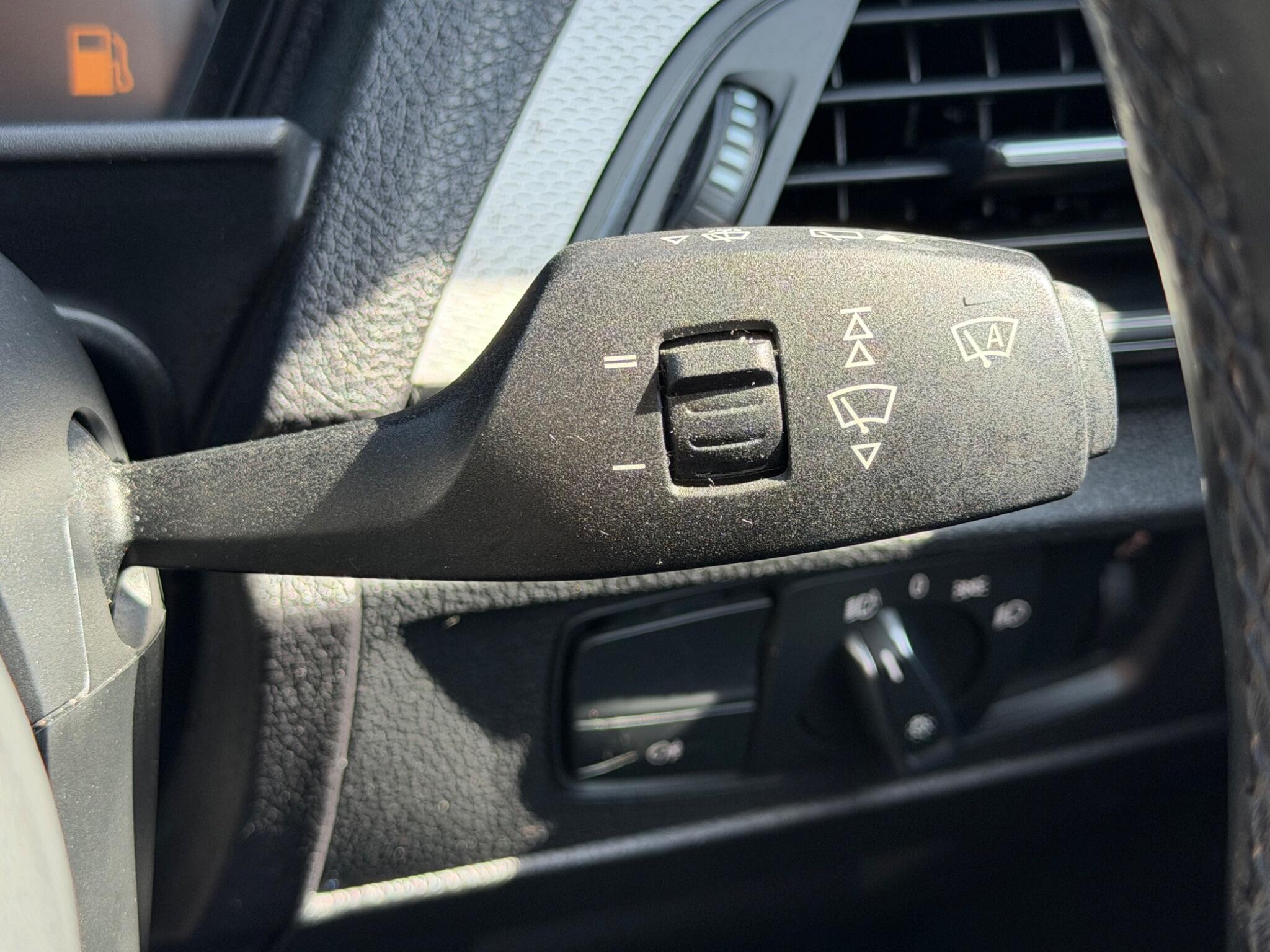 BMW 1 Series view 50