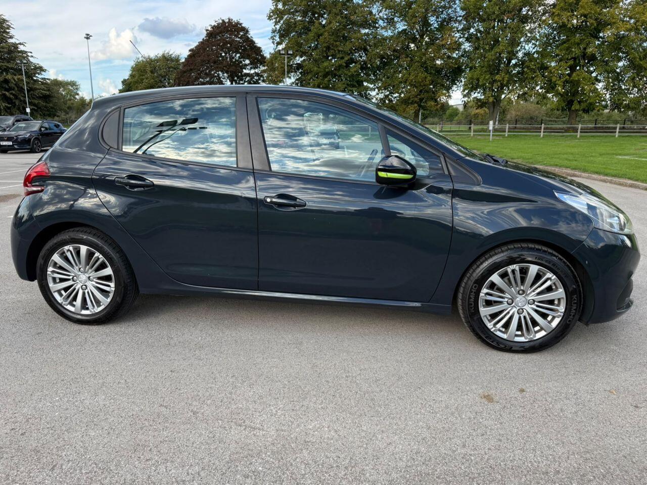 Peugeot 208 view 59