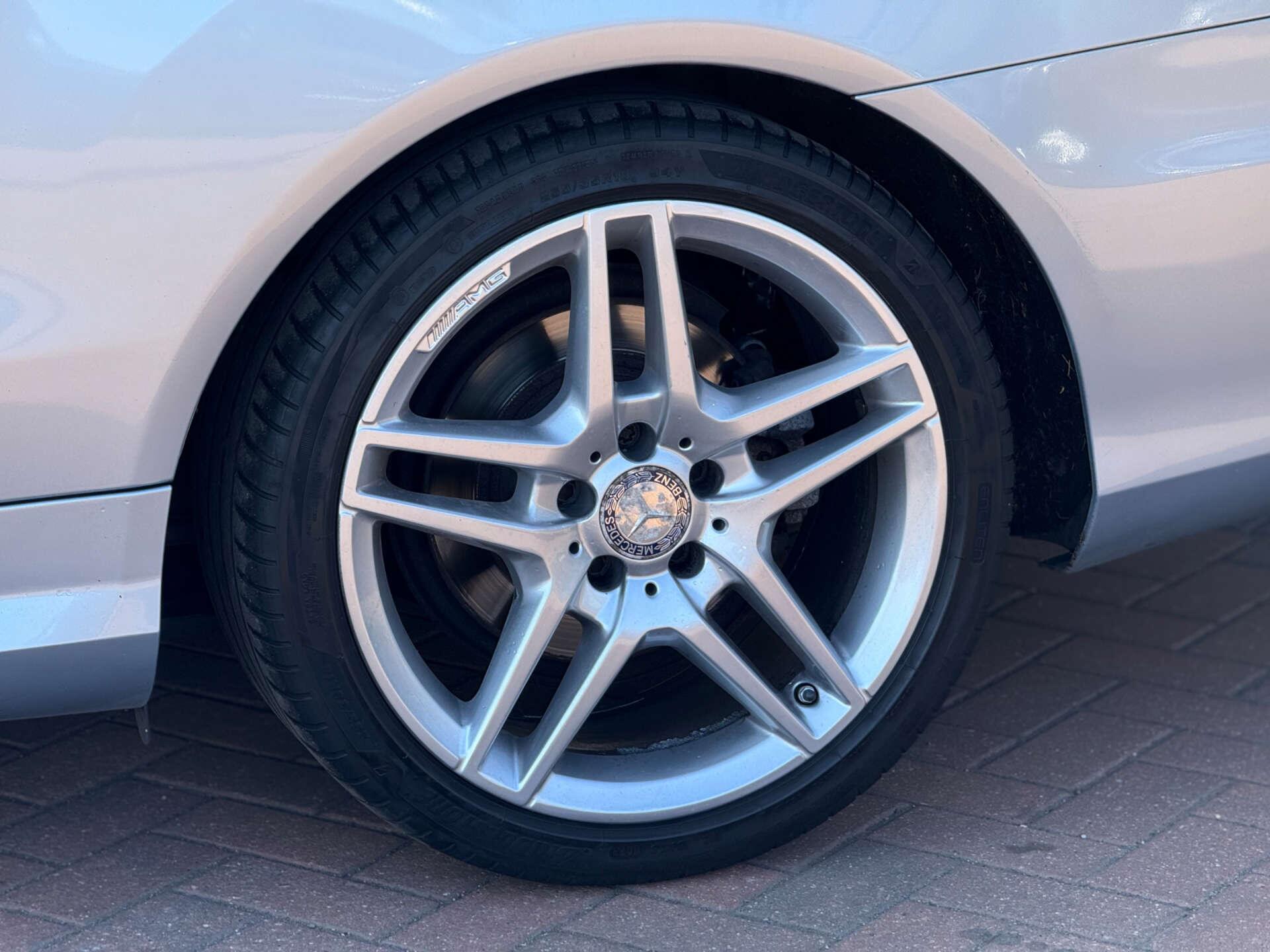 Mercedes-Benz E-Class view 7